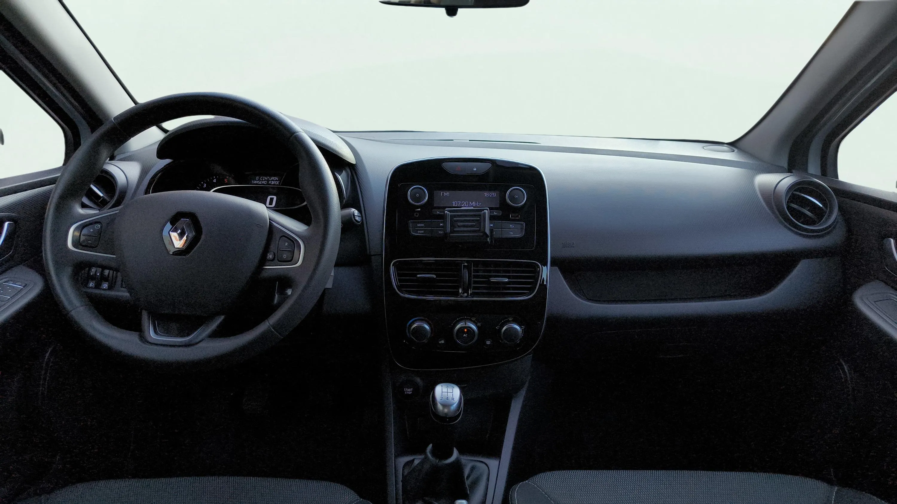 Renault Clio Limited dCi -18 - foto 7