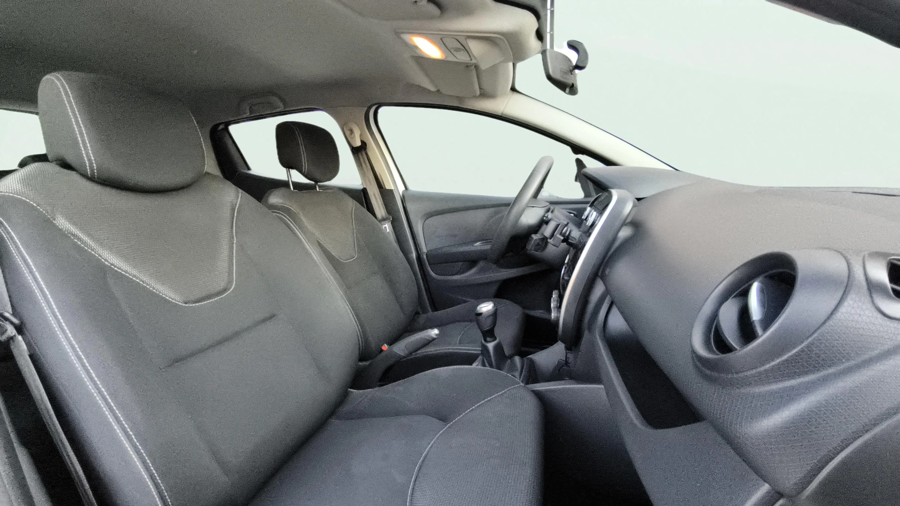 Renault Clio Limited dCi -18 - foto 12