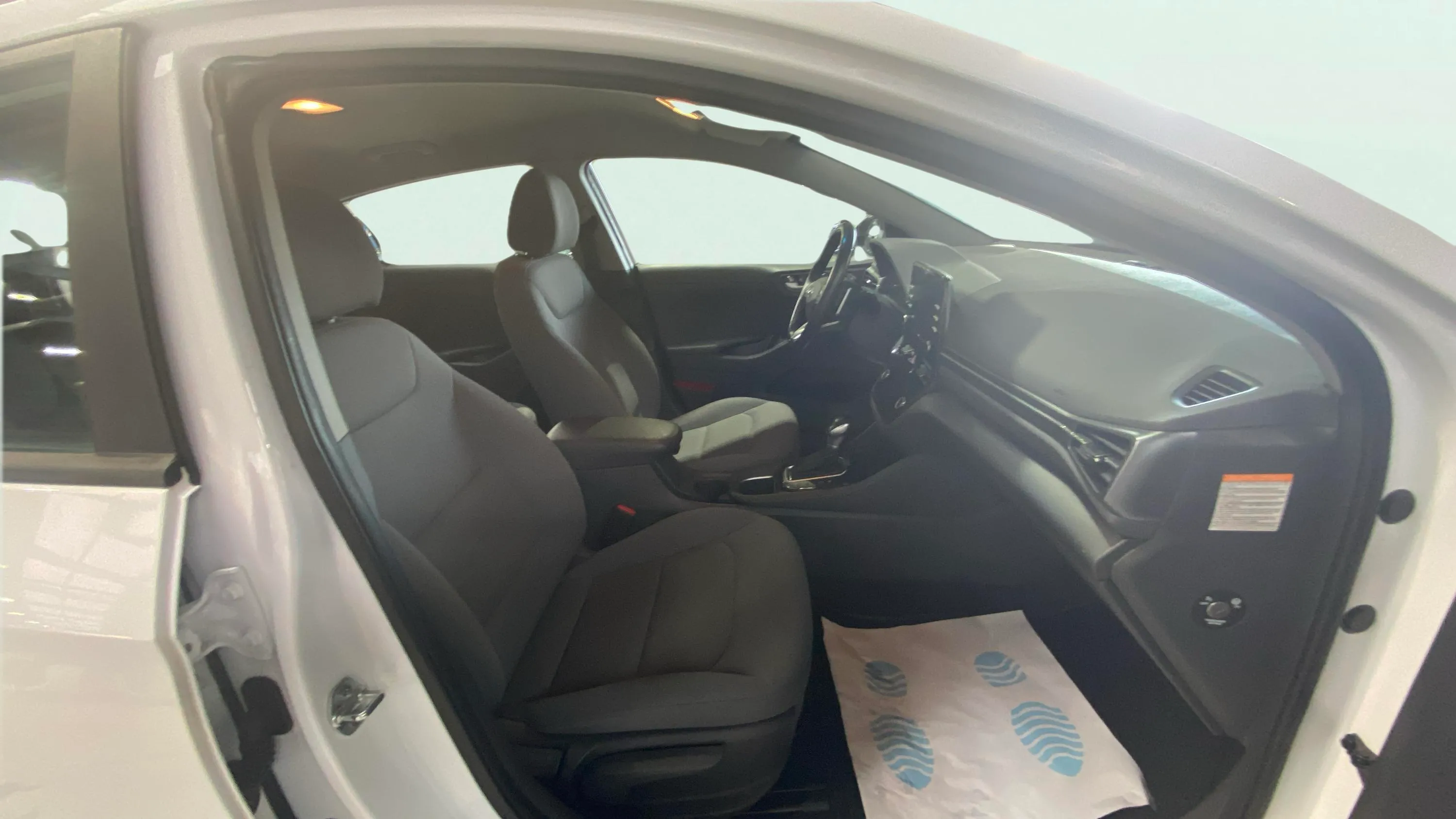 Hyundai Ioniq 1.6 GDI HEV Tecno DCT - foto 15