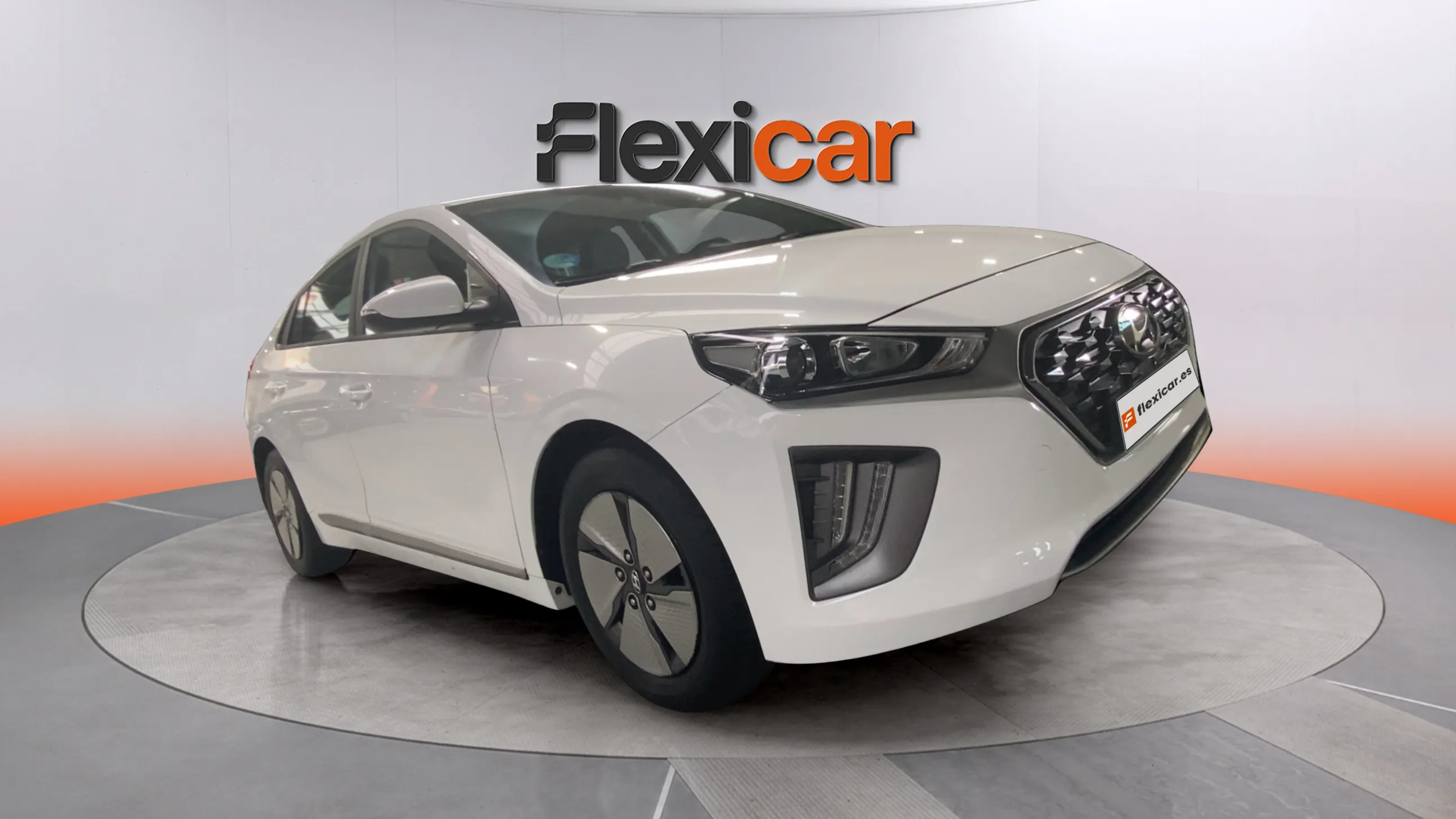 Hyundai Ioniq 1.6 GDI HEV Tecno DCT - foto 2