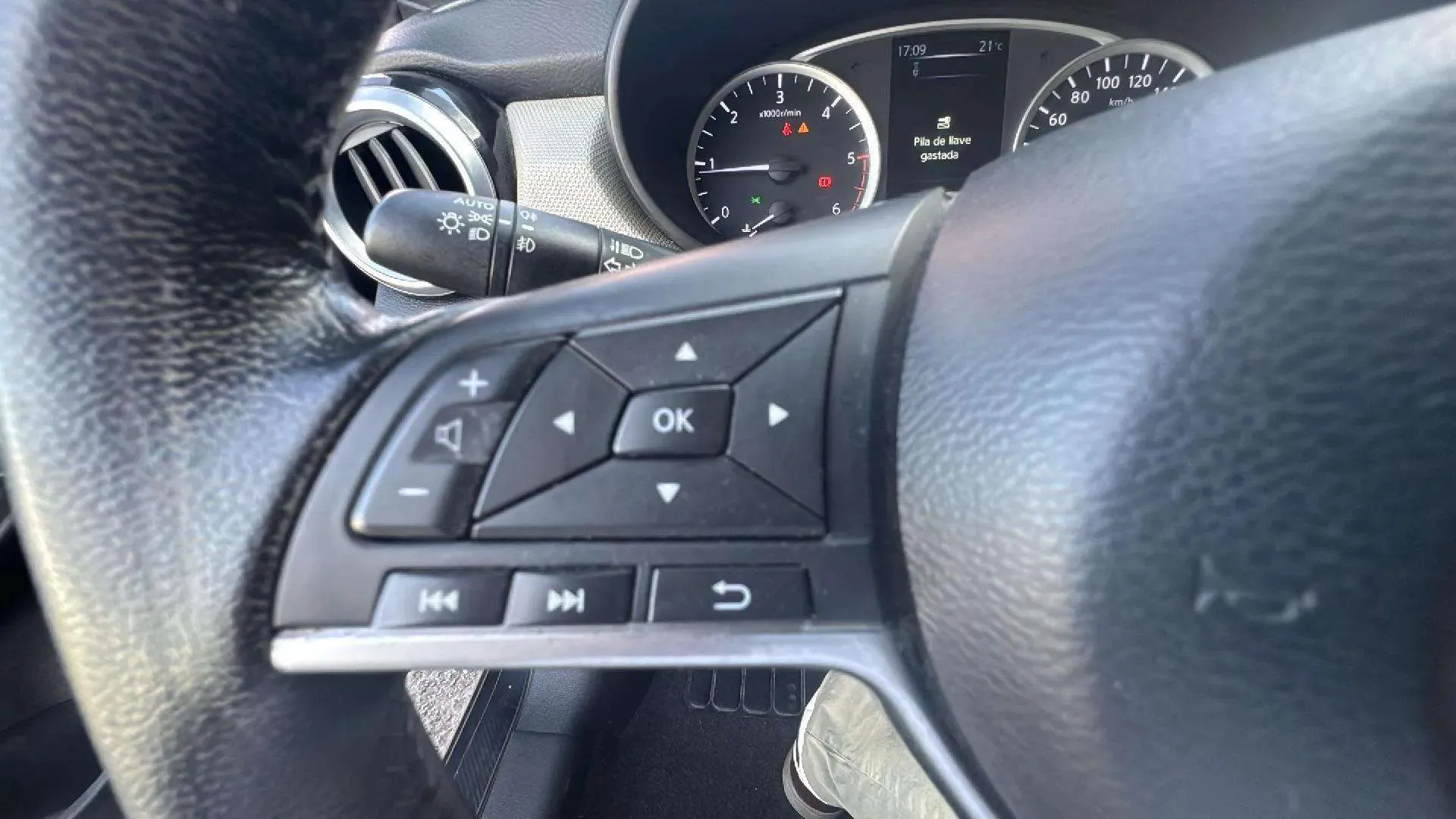 Nissan Micra 1.5dCi Tekna - foto 18