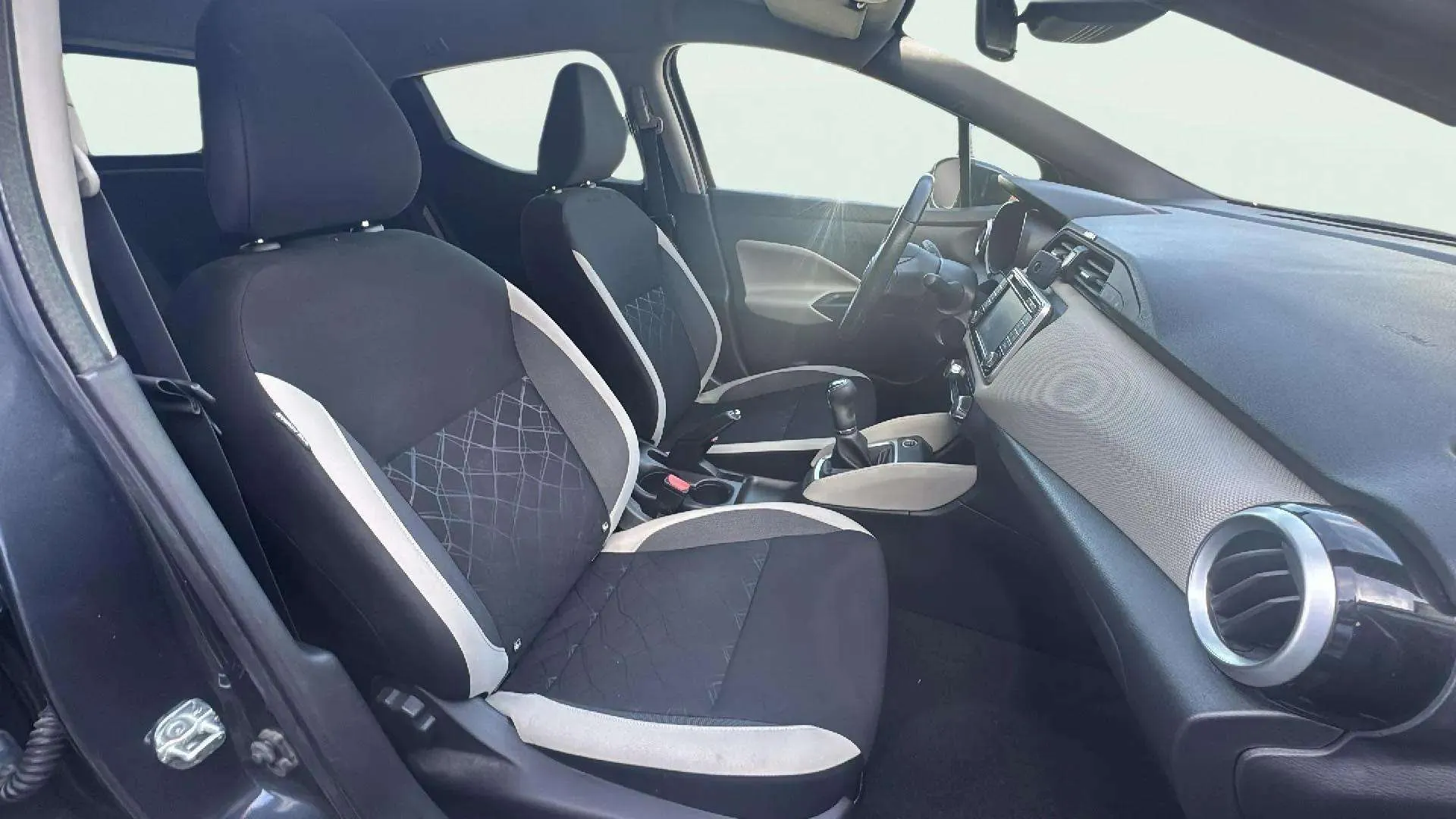Nissan Micra 1.5dCi Tekna - foto 14