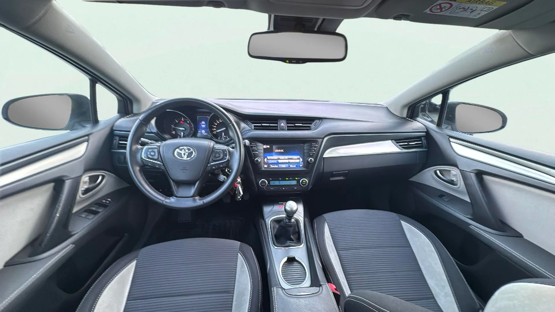 Toyota Avensis 2.0 150d Advance - foto 13