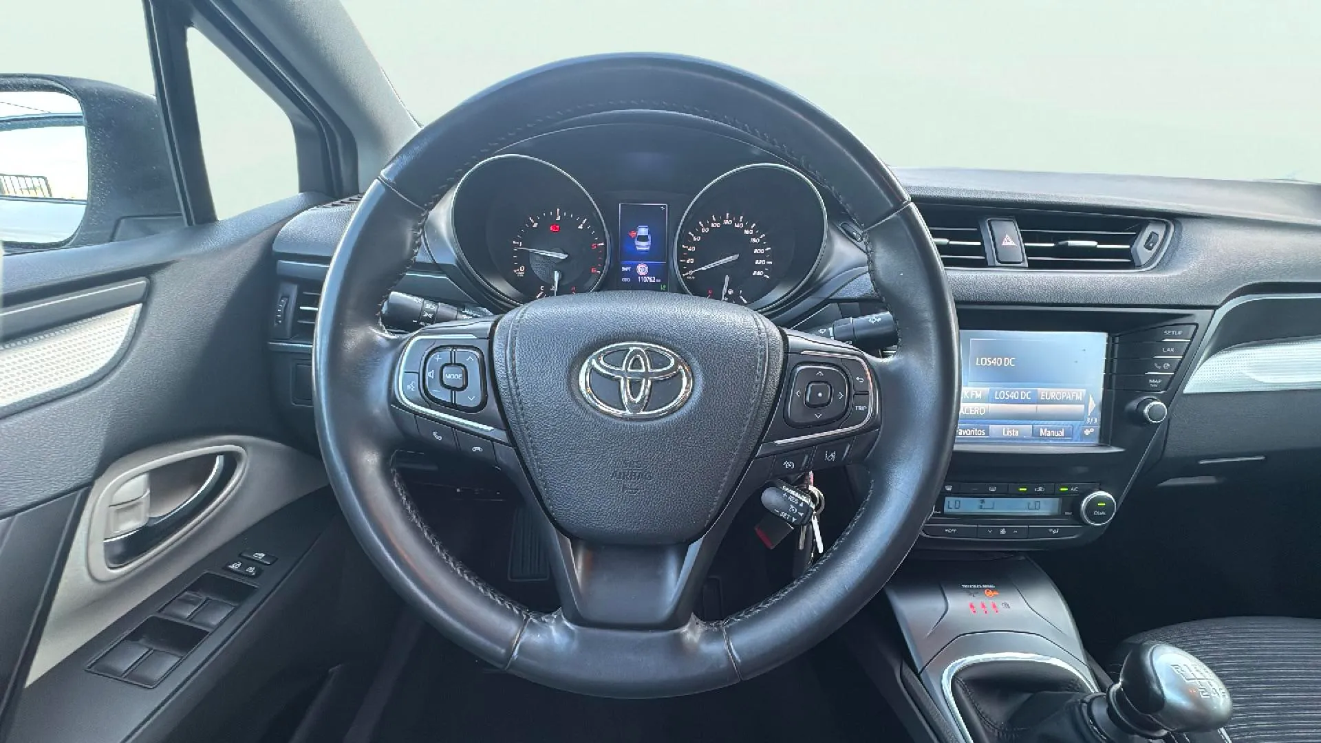 Toyota Avensis 2.0 150d Advance - foto 7