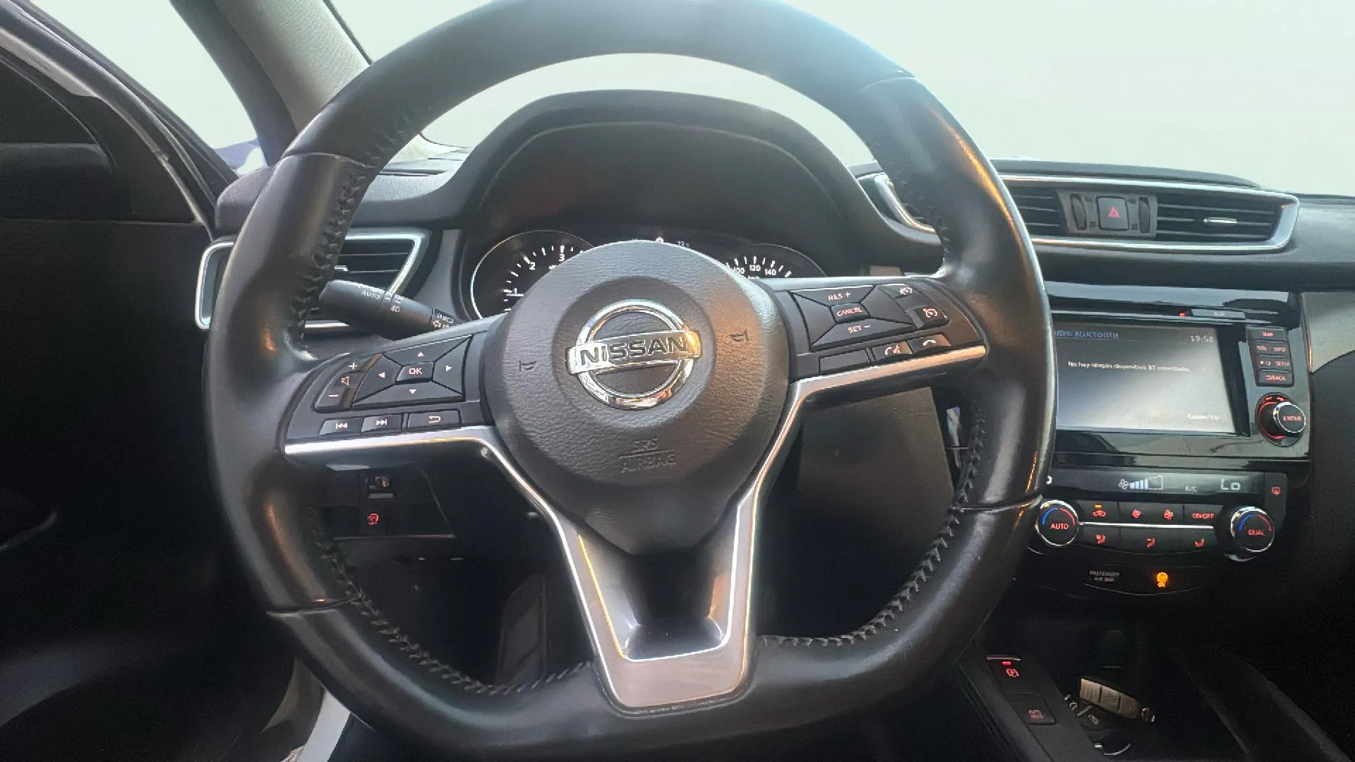 Nissan Qashqai dCi Acenta - foto 9
