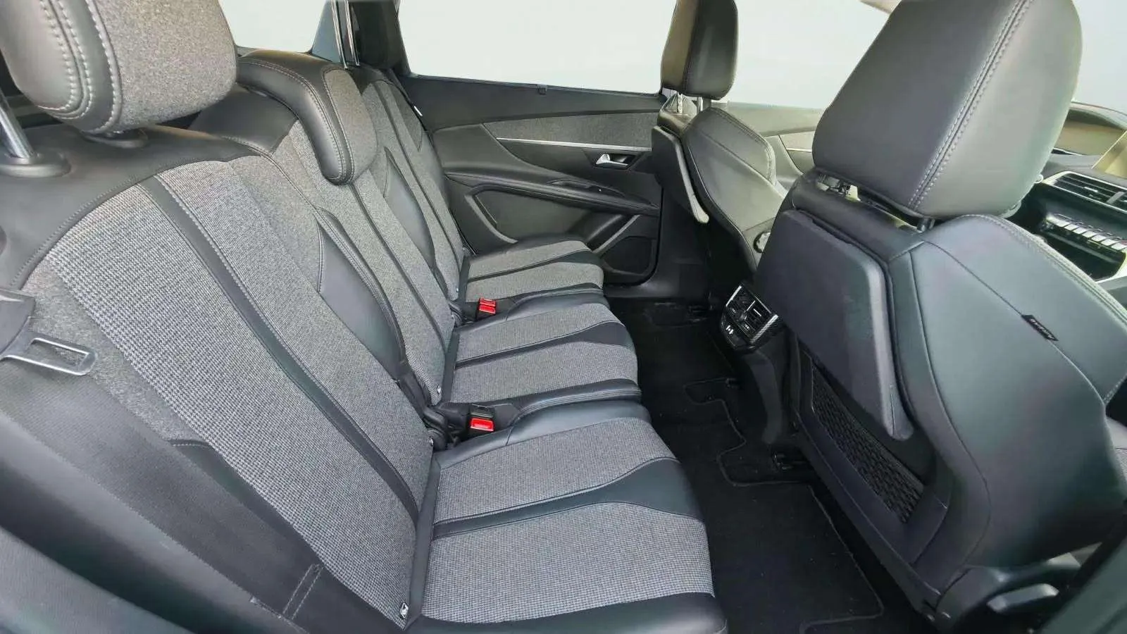Peugeot 5008 Active 1.2L PureTech - foto 27