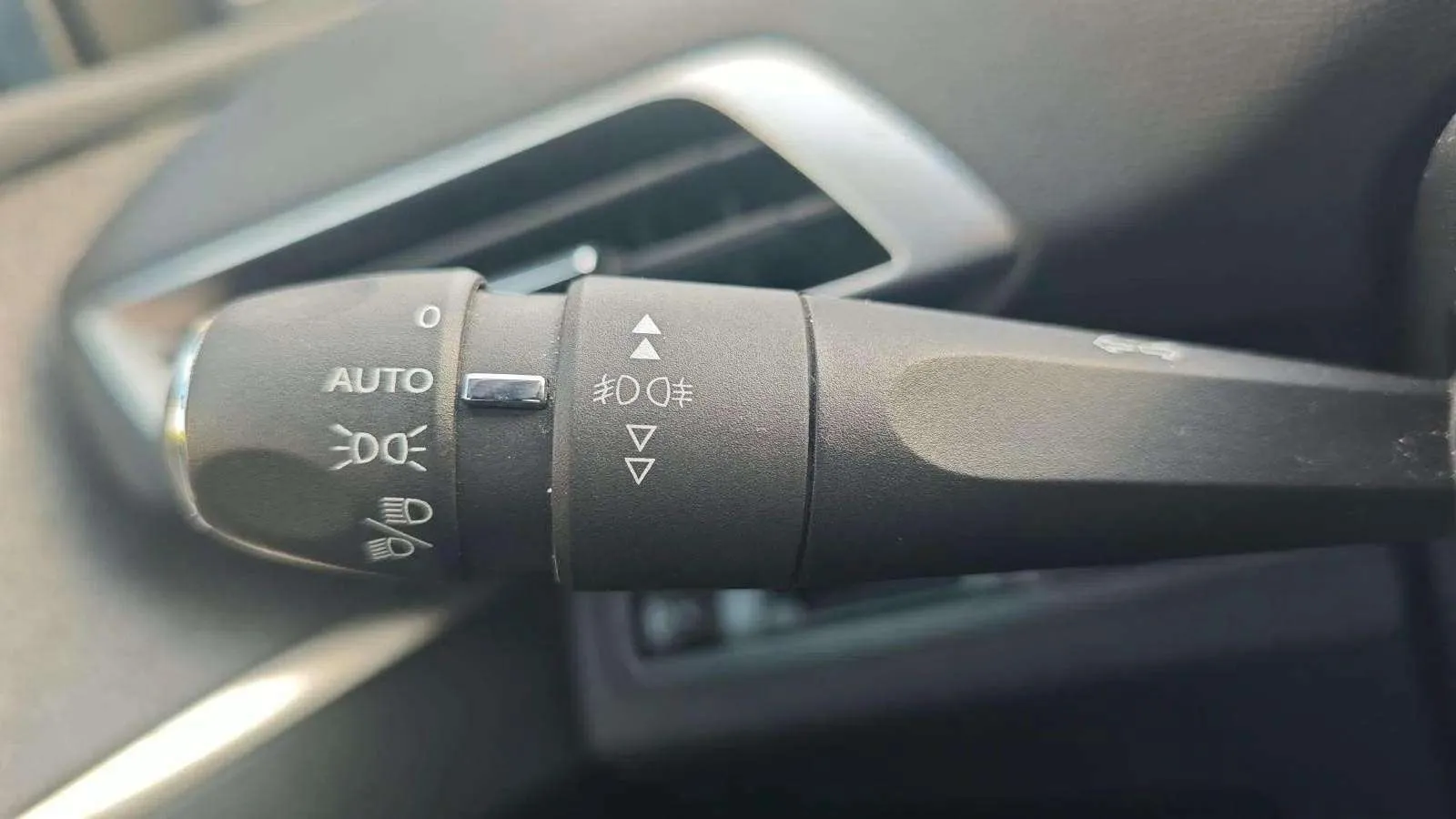 Peugeot 5008 Active 1.2L PureTech - foto 13