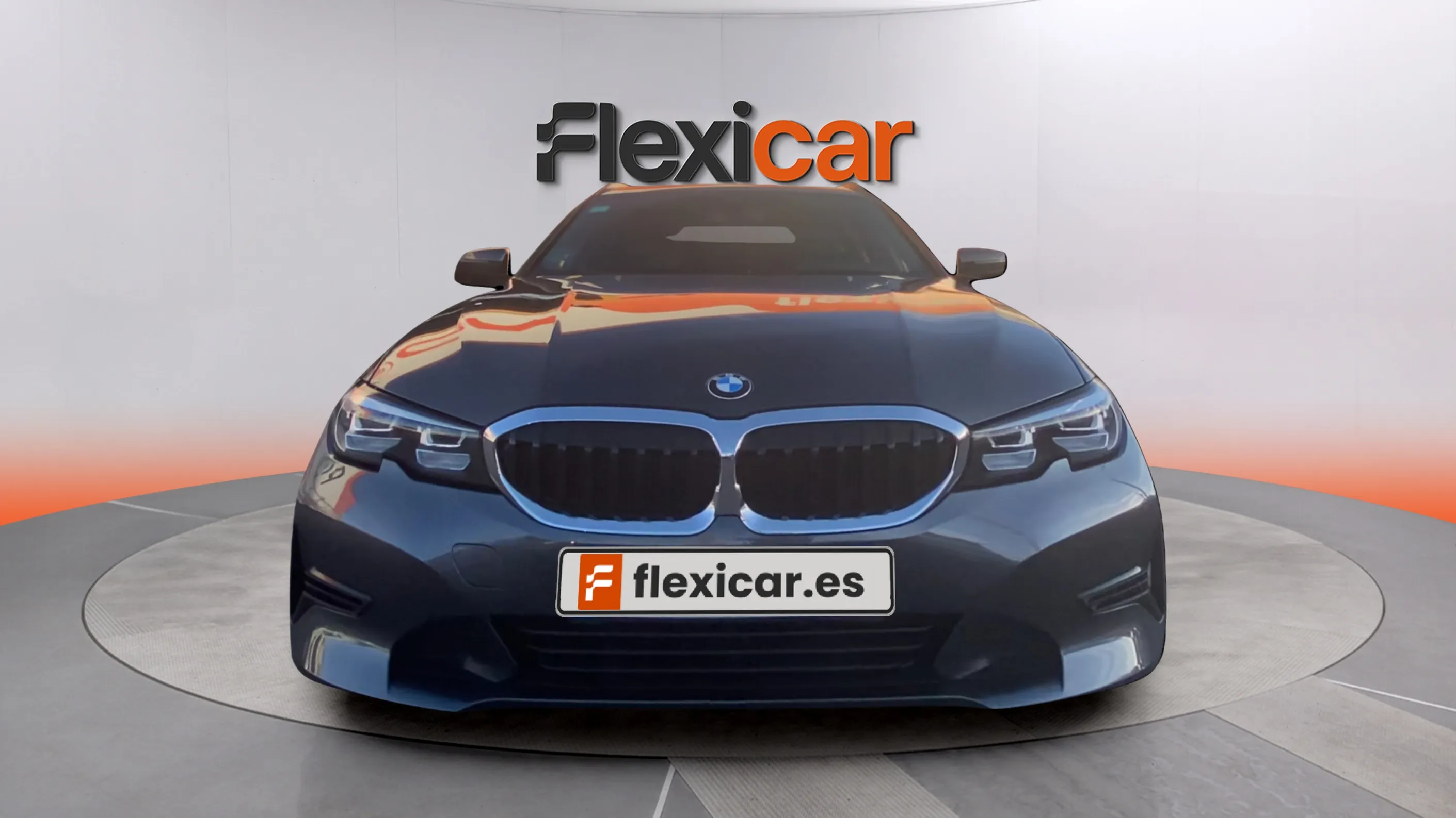 BMW Serie 3 320d xDrive Automática Touring - foto 2