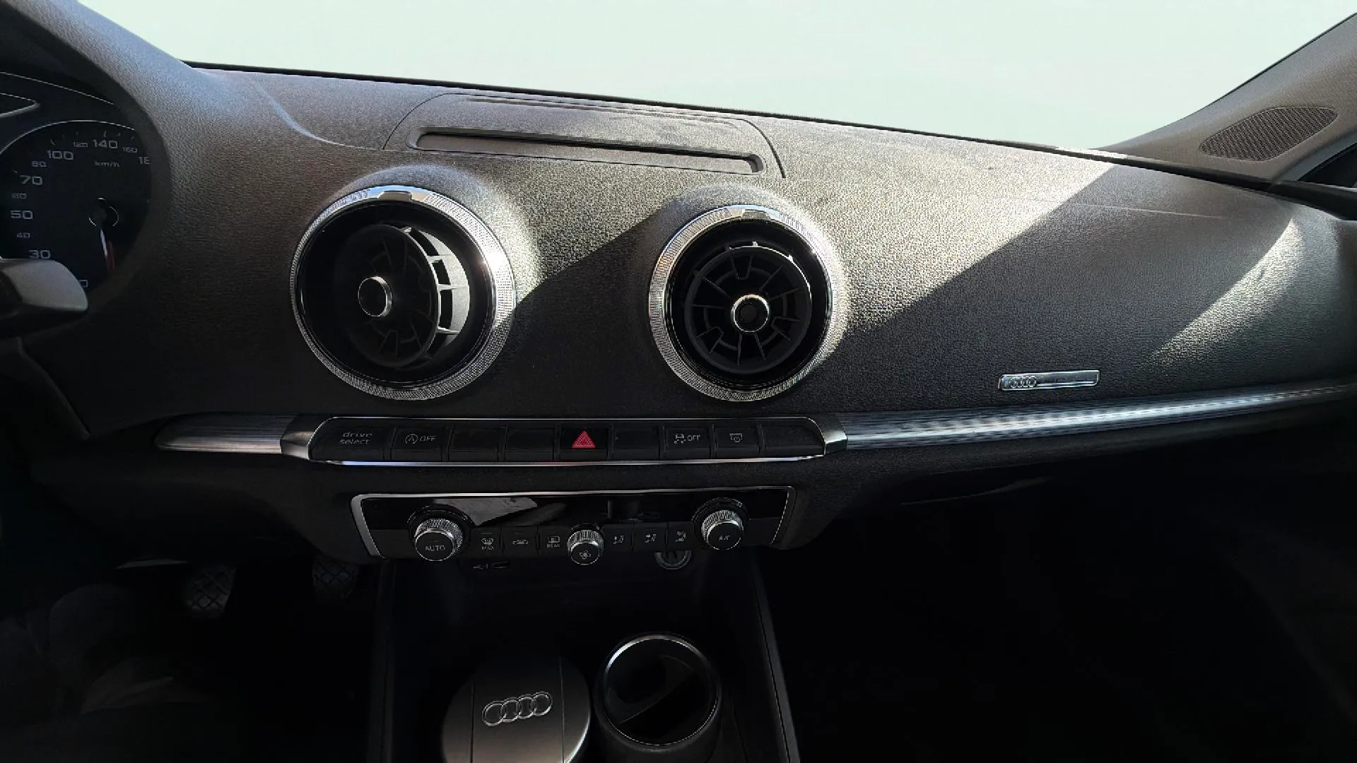 Audi A3 1.6 TDI Sportback - foto 8