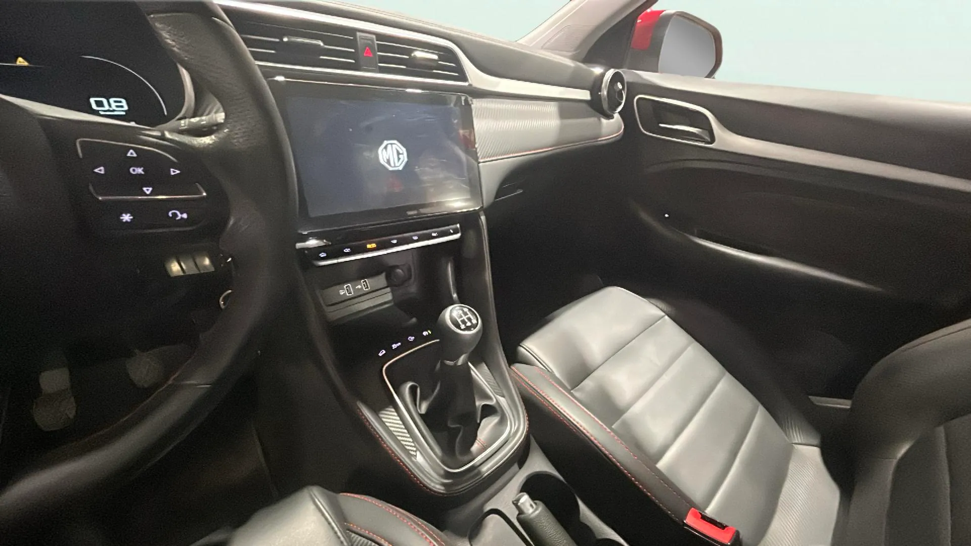 MG ZS 1.5 Luxury - foto 10