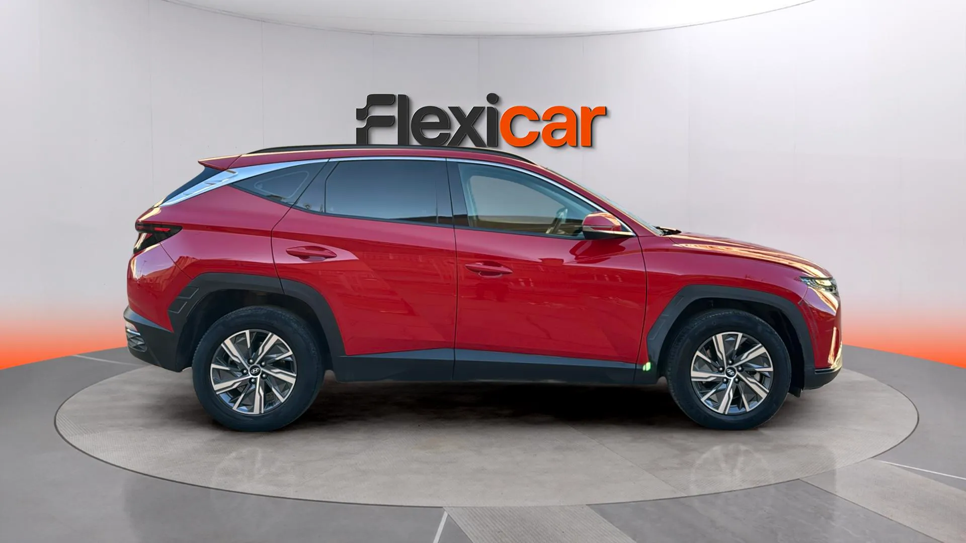Hyundai Tucson 1.6 T-GDi HEV Maxx Safe - foto 2