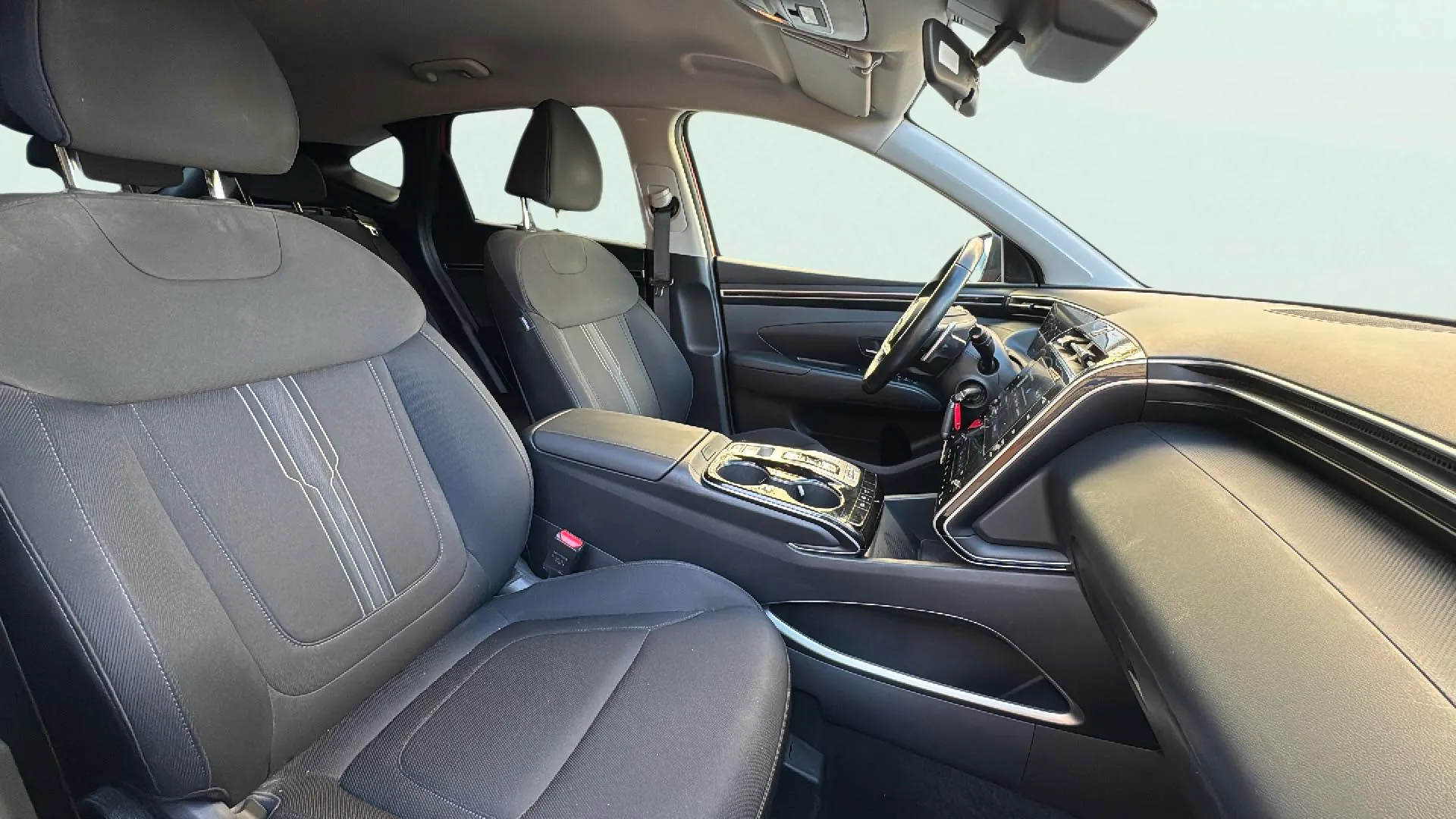 Hyundai Tucson 1.6 T-GDi HEV Maxx Safe - foto 23