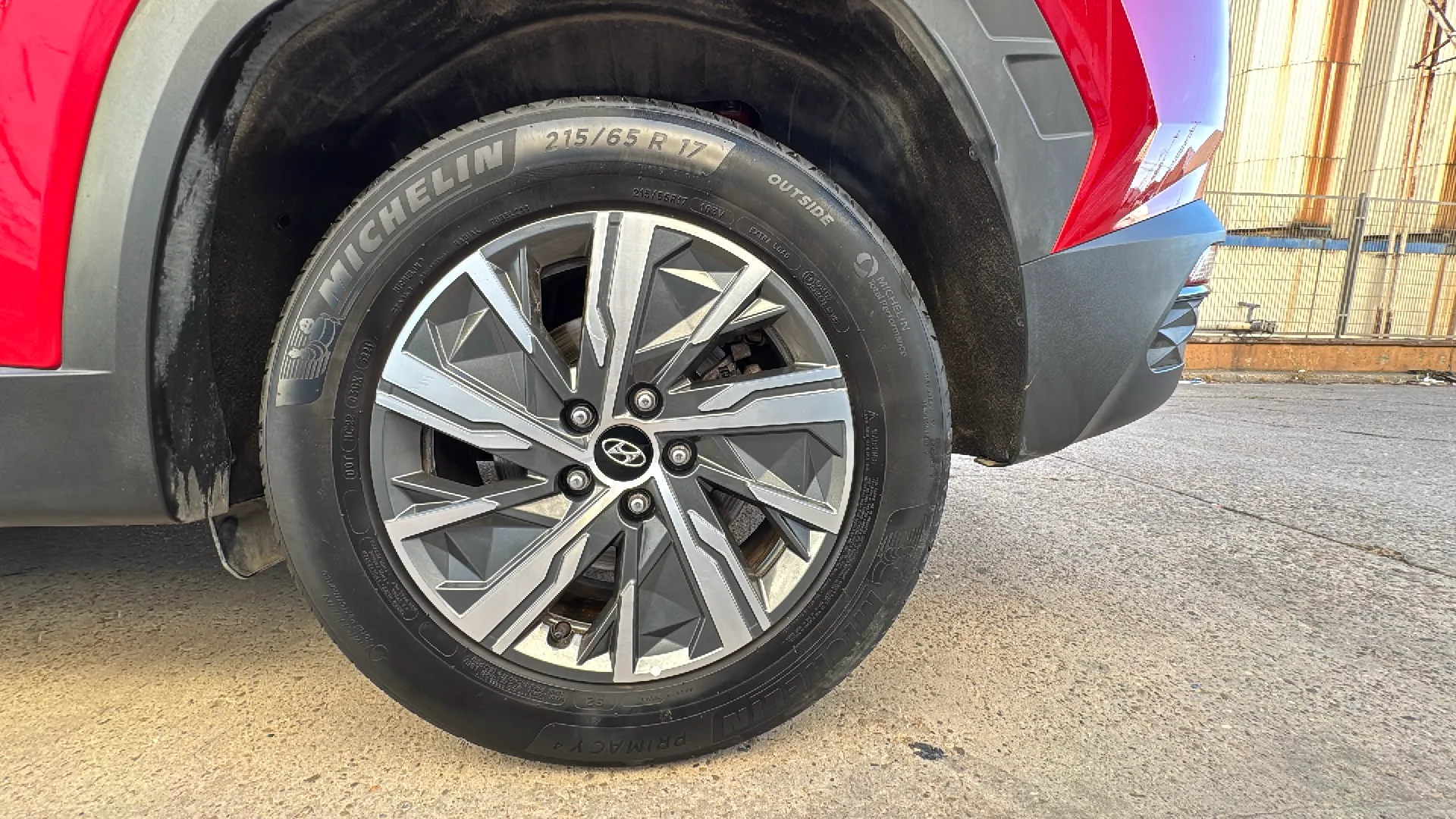 Hyundai Tucson 1.6 T-GDi HEV Maxx Safe - foto 25
