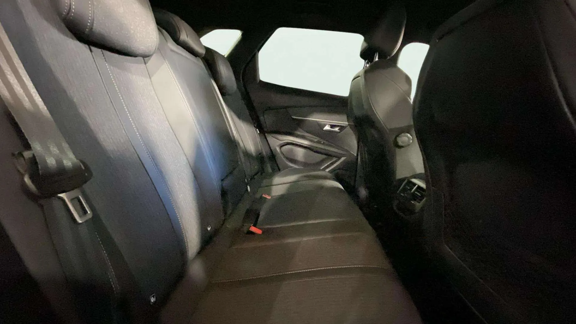 Peugeot 3008 PureTech EAT8 GT Line - foto 16