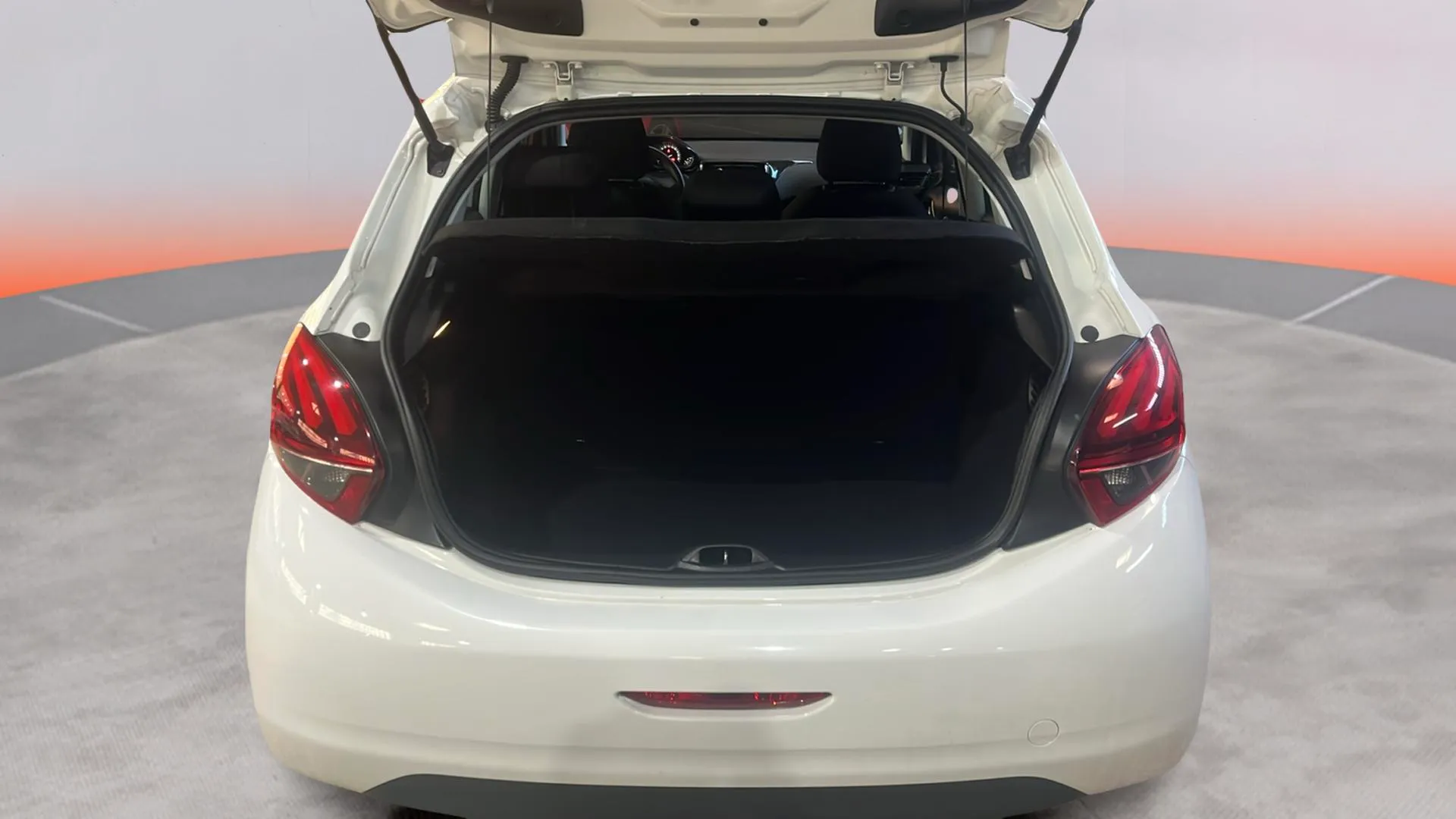 Peugeot 208 Active PureTech - foto 9