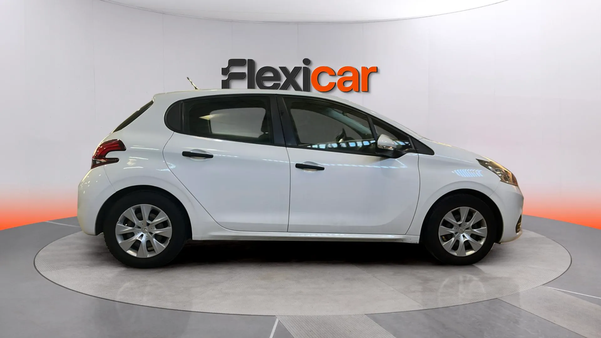Peugeot 208 Active PureTech - foto 4