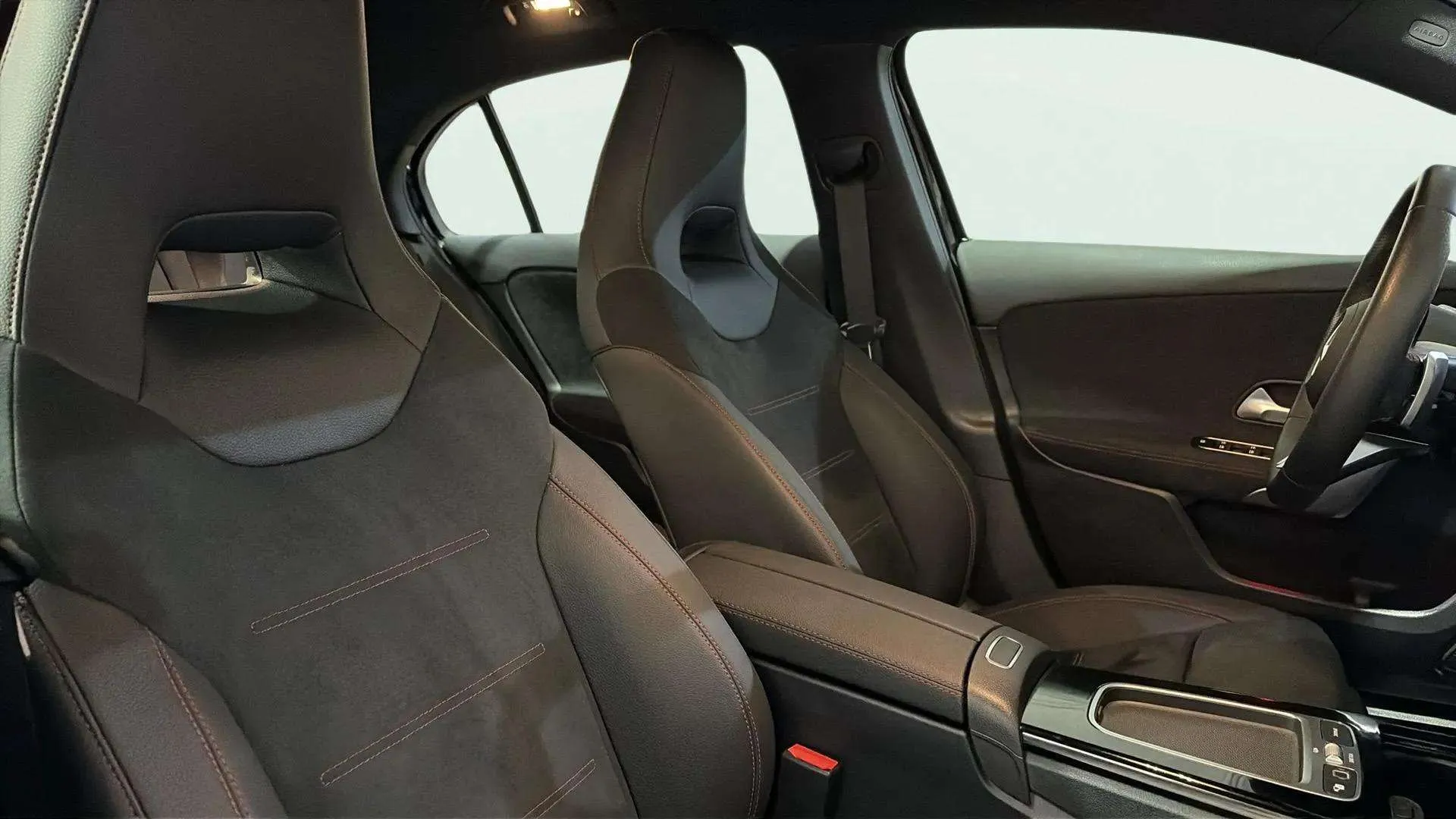 Mercedes-Benz Clase A A 180 d - foto 18