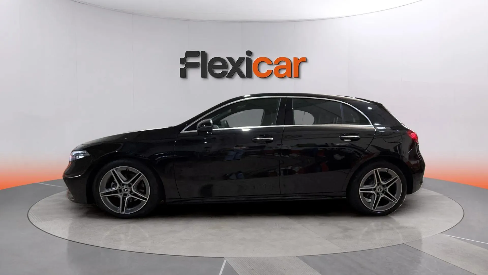 Mercedes-Benz Clase A A 180 d - foto 4