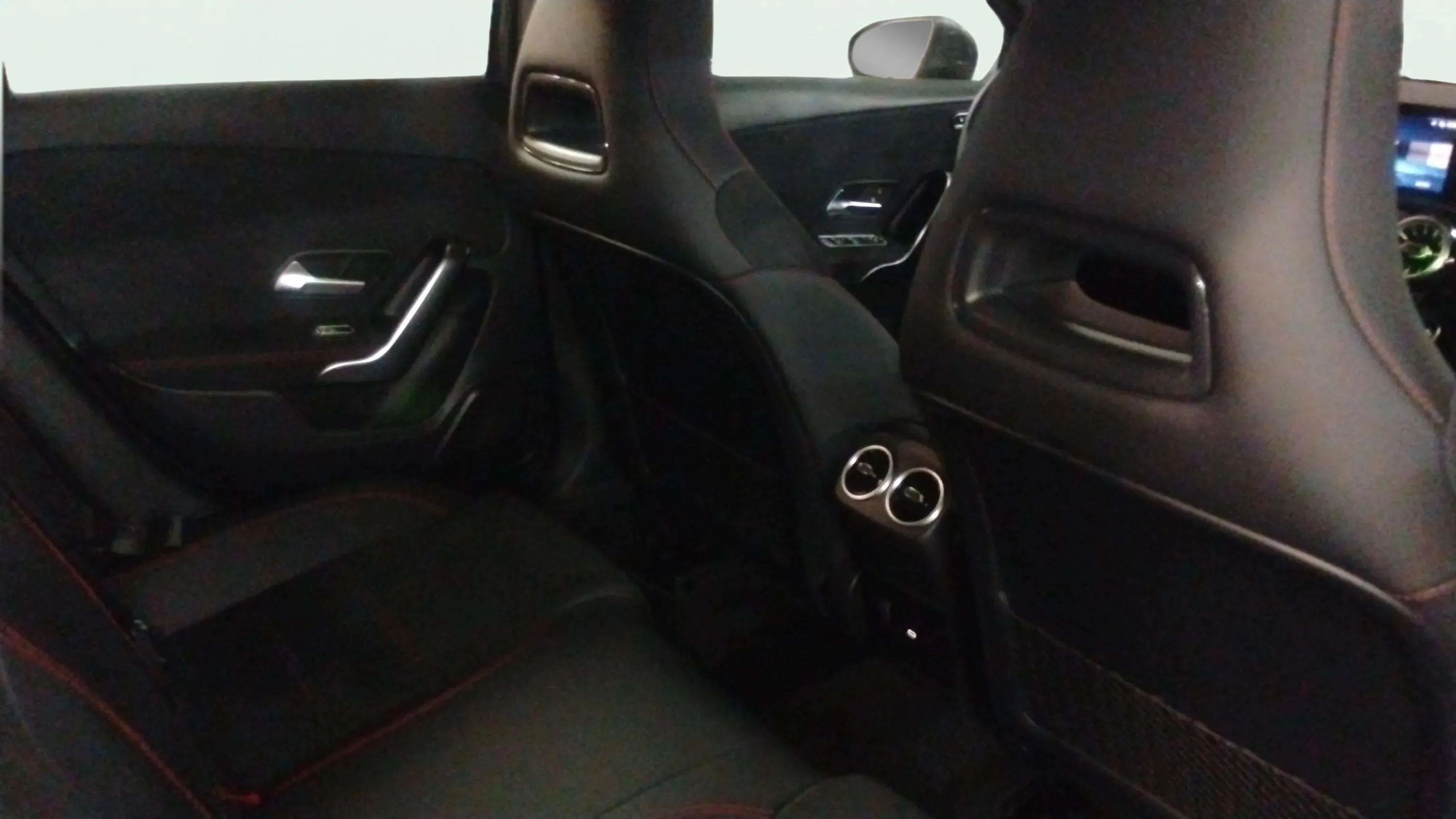 Mercedes-Benz Clase A A 180 d - foto 12
