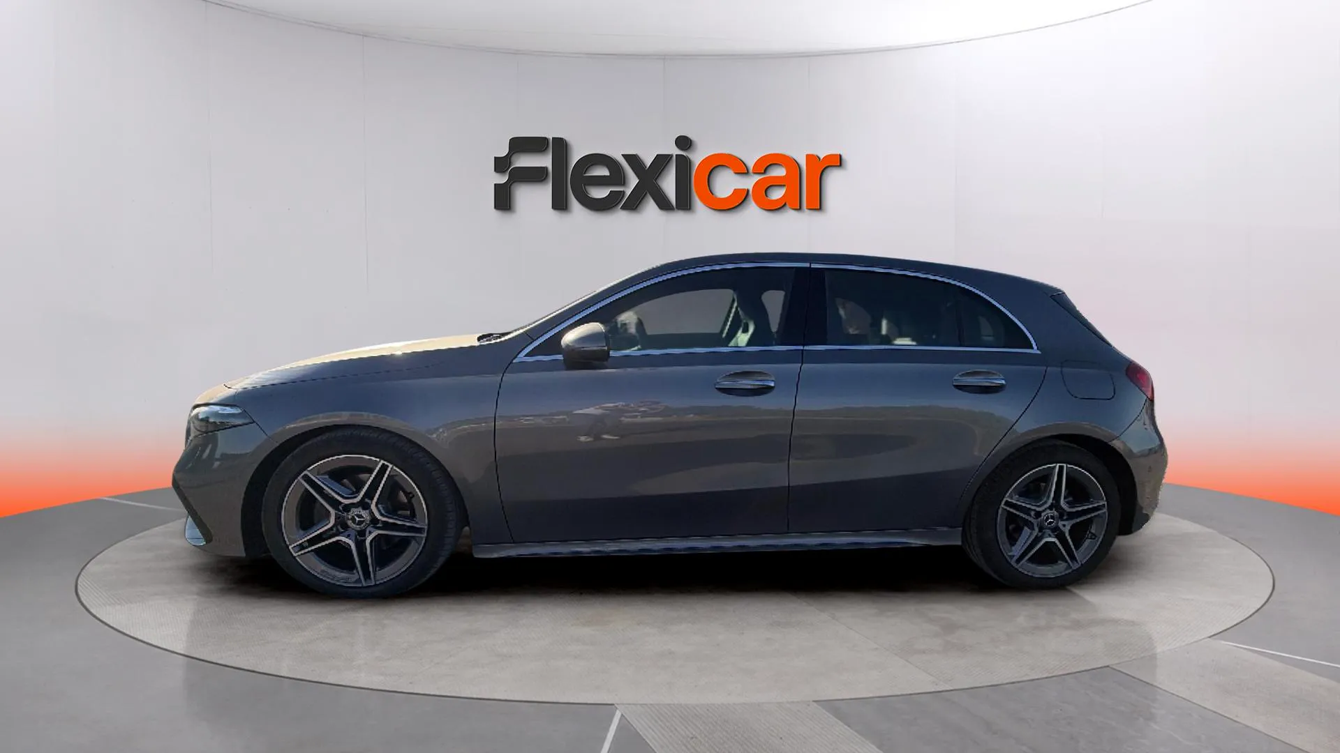 Mercedes-Benz Clase A A 180 d - foto 4