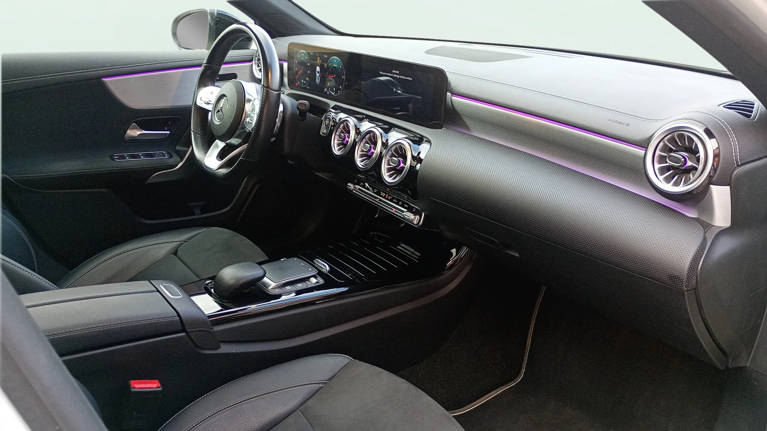 Mercedes-Benz Clase A A 200 d - foto 8
