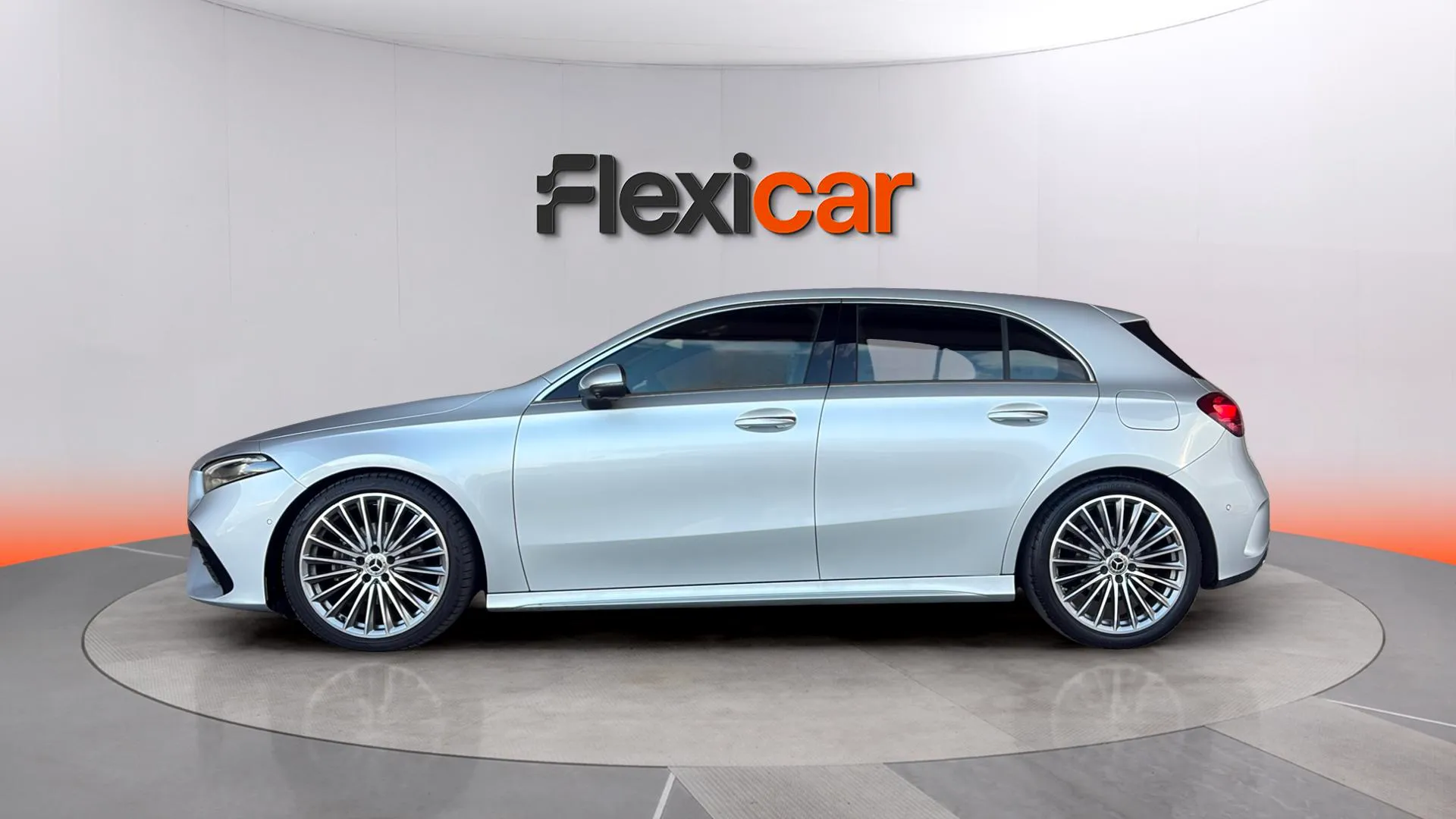 Mercedes-Benz Clase A A 200 d - foto 4
