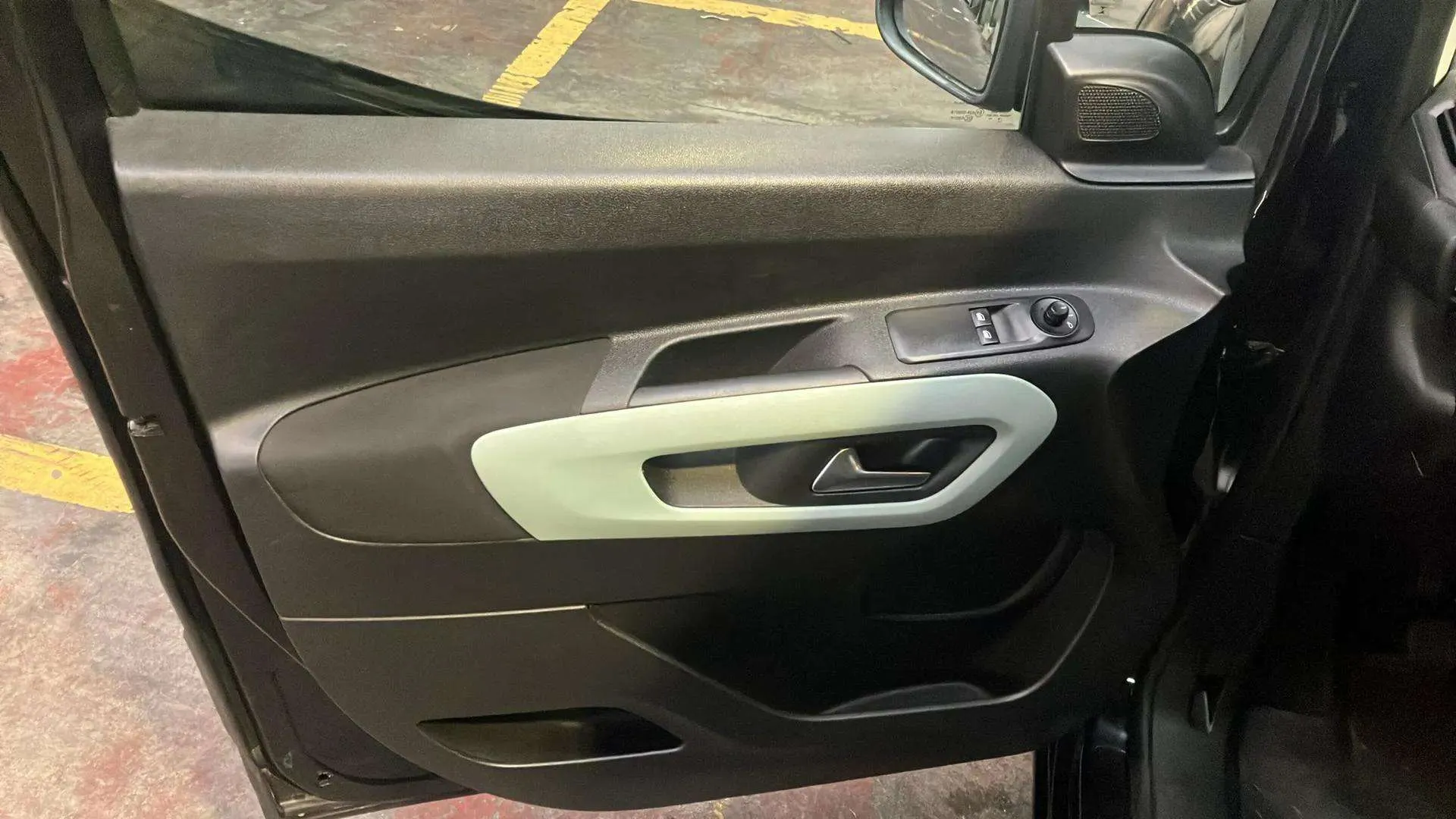 Citroën Berlingo Talla M BlueHDi 100 Feel - foto 17