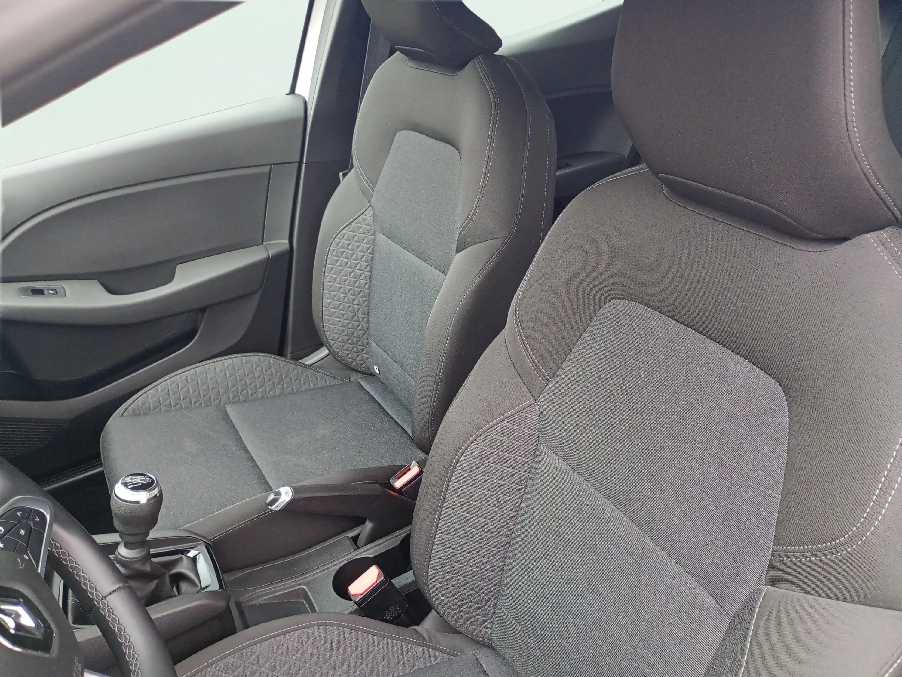 Renault Clio Equilibre TCe - foto 20