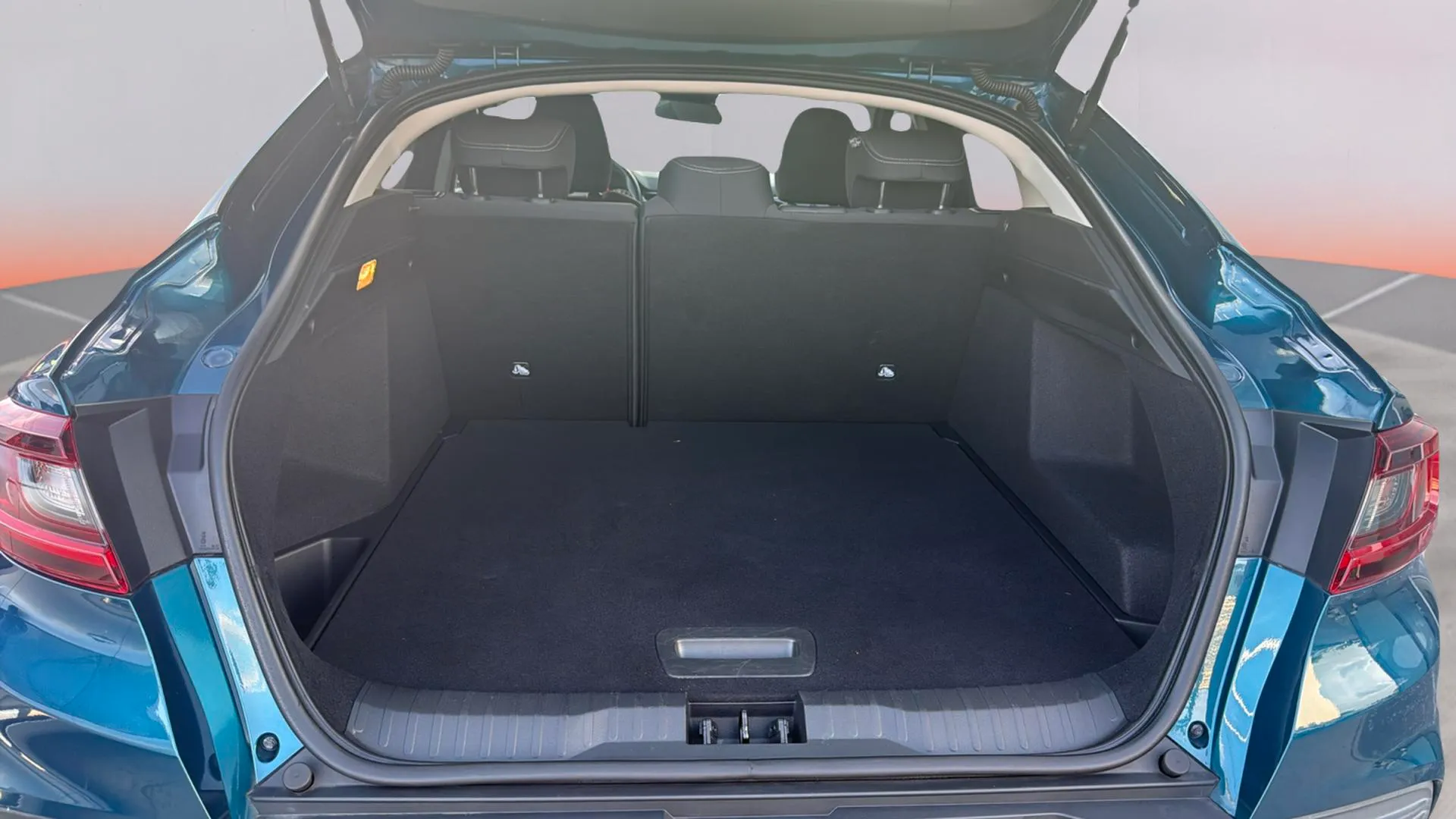 Renault Arkana Evolution TCe EDC mild hybr - foto 9