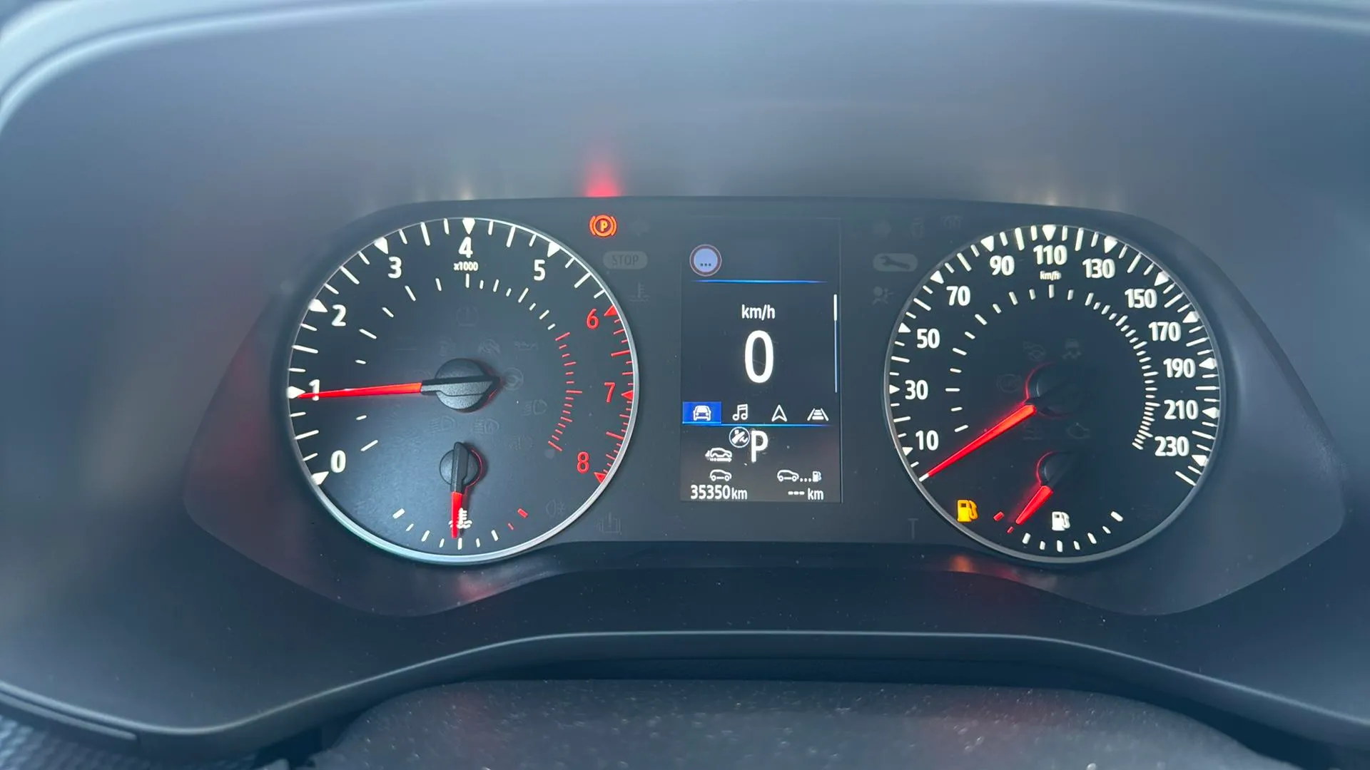 Renault Arkana Evolution TCe EDC mild hybr - foto 18