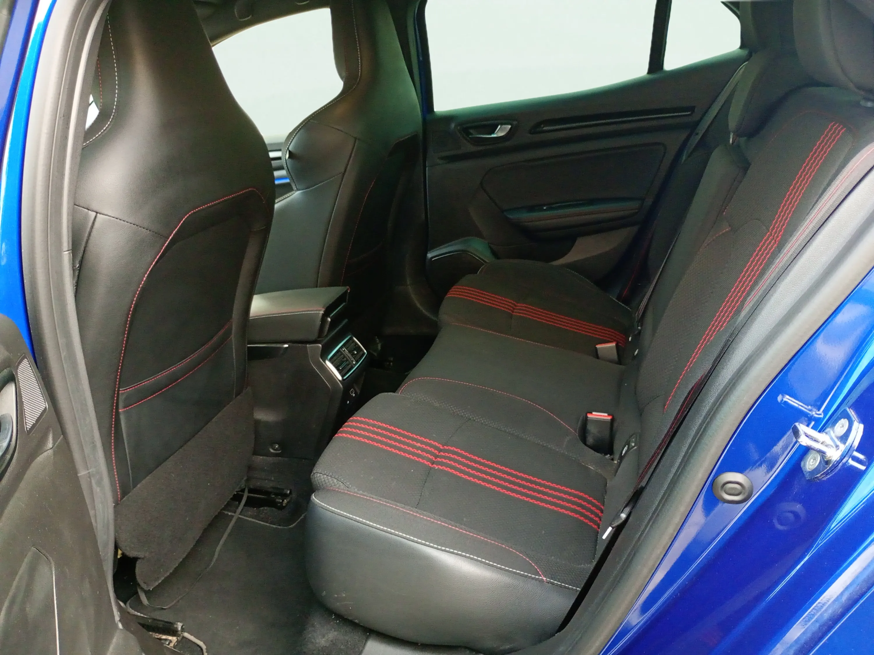 Renault Mégane R.S.Line TCe GPF - foto 14