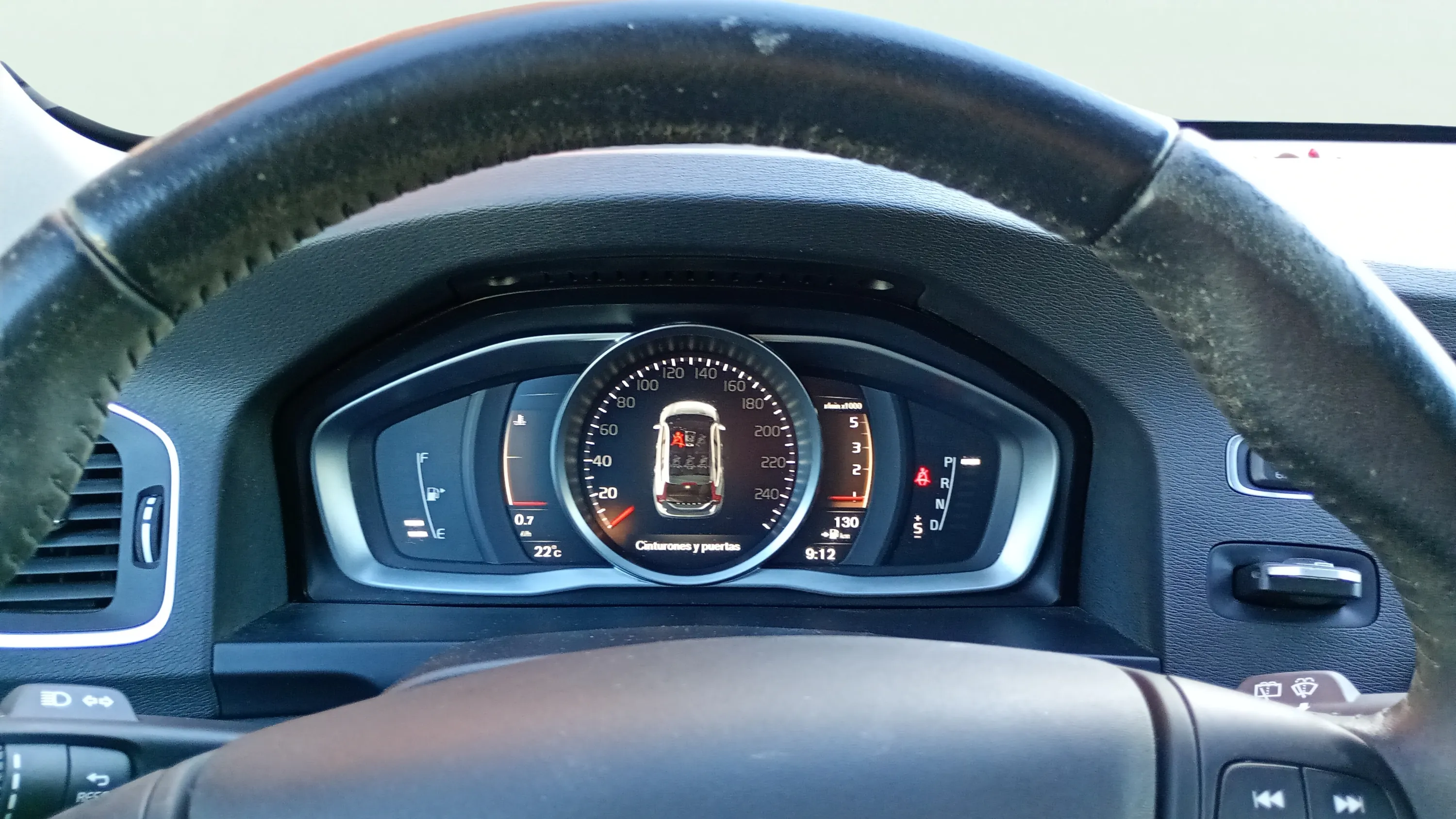 Volvo V60 2.0 D2 Momentum - foto 9