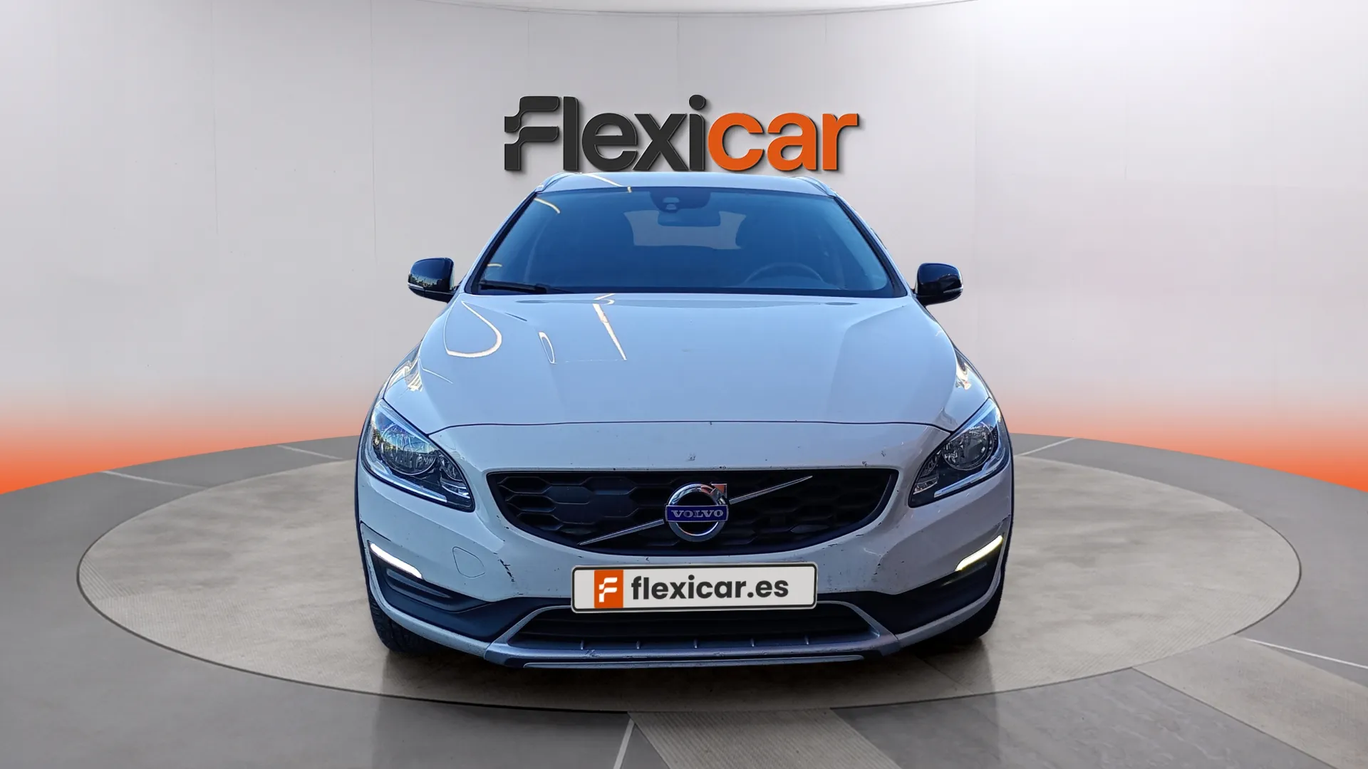 Volvo V60 2.0 D2 Momentum - foto 2