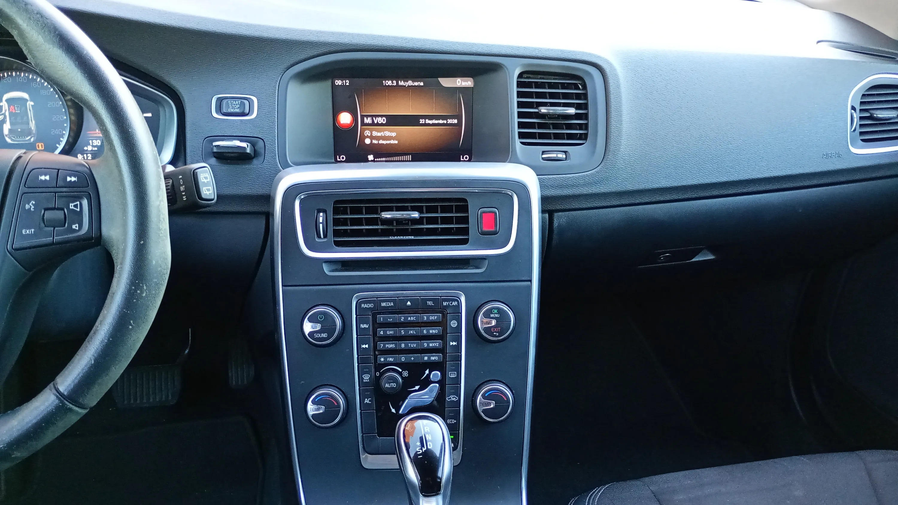 Volvo V60 2.0 D2 Momentum - foto 11