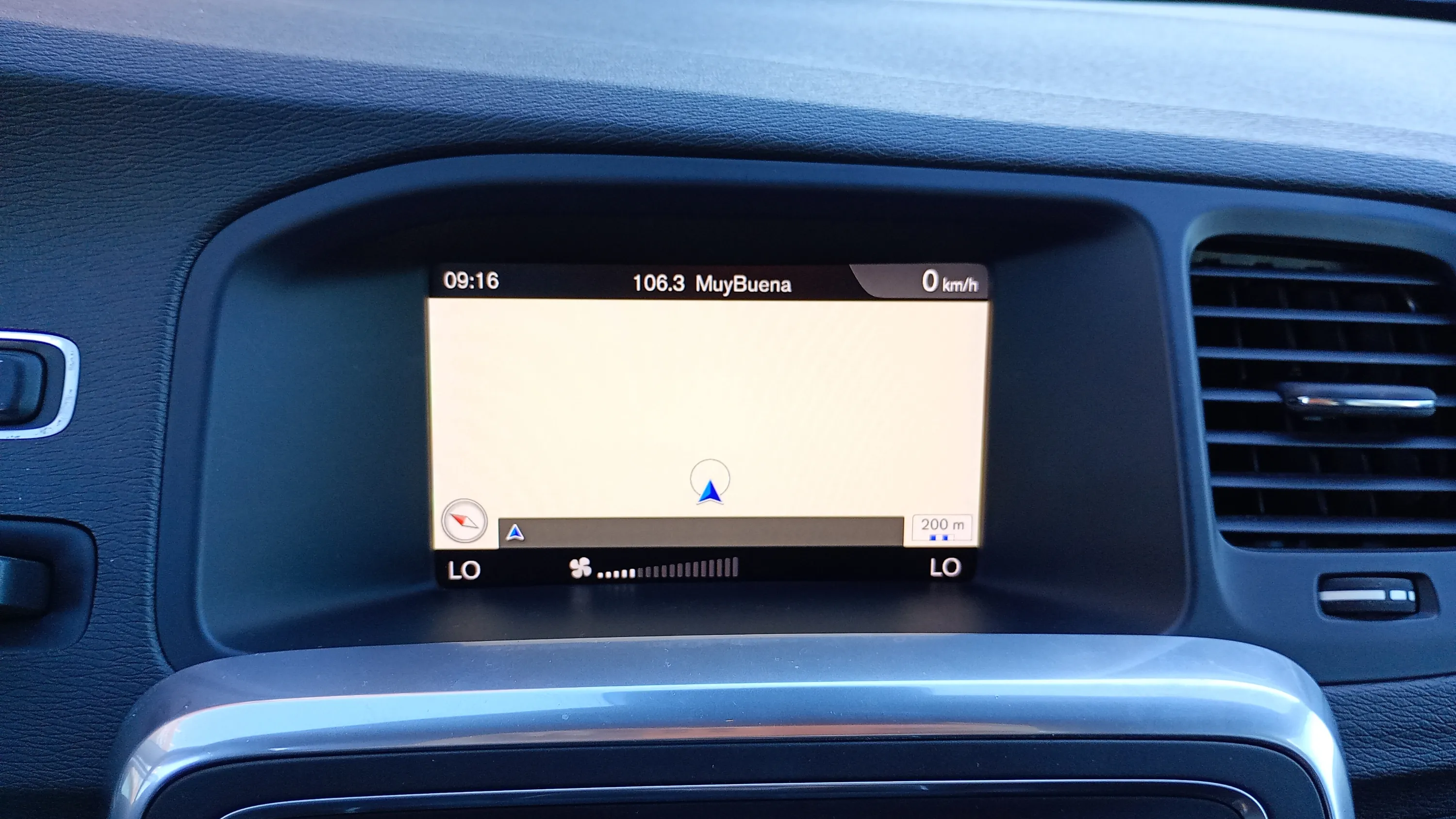 Volvo V60 2.0 D2 Momentum - foto 20