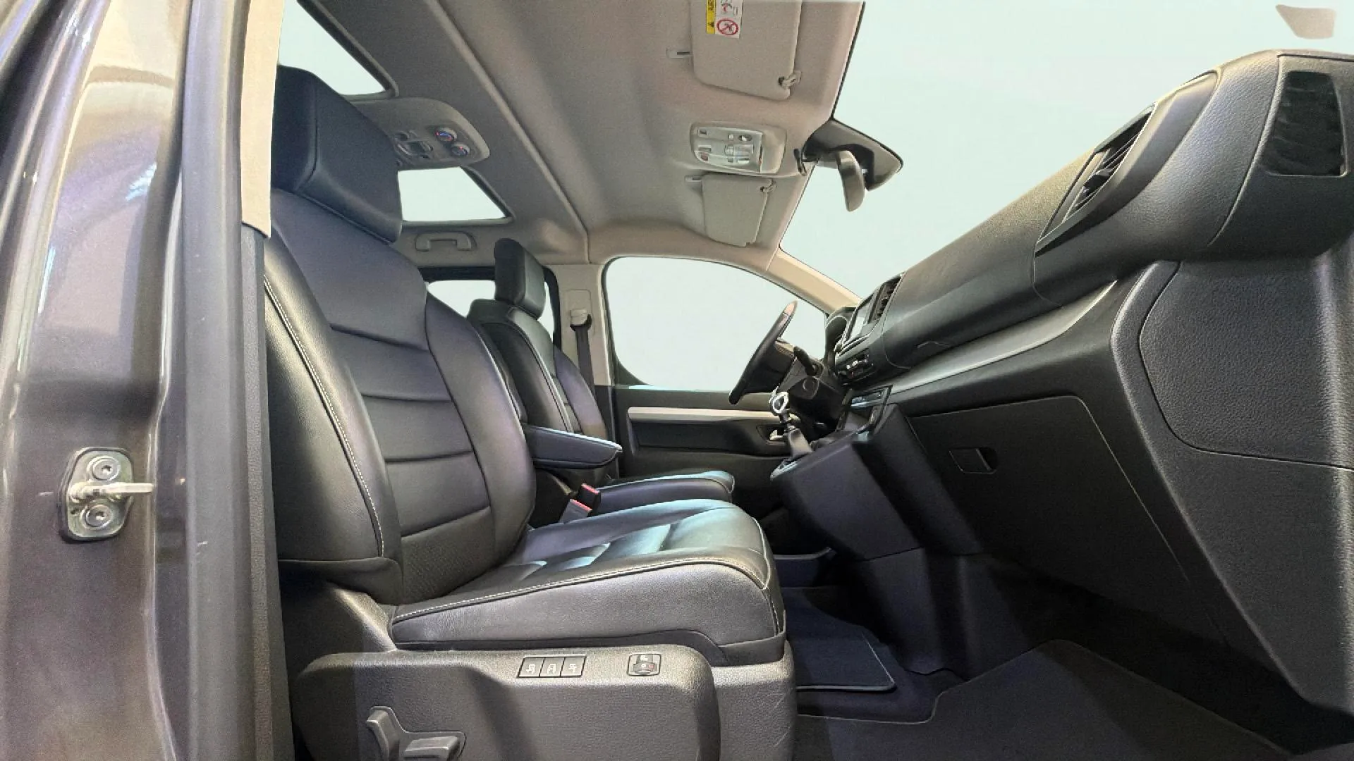 Peugeot Traveller Allure 1.6 BlueHDi Standard - foto 10