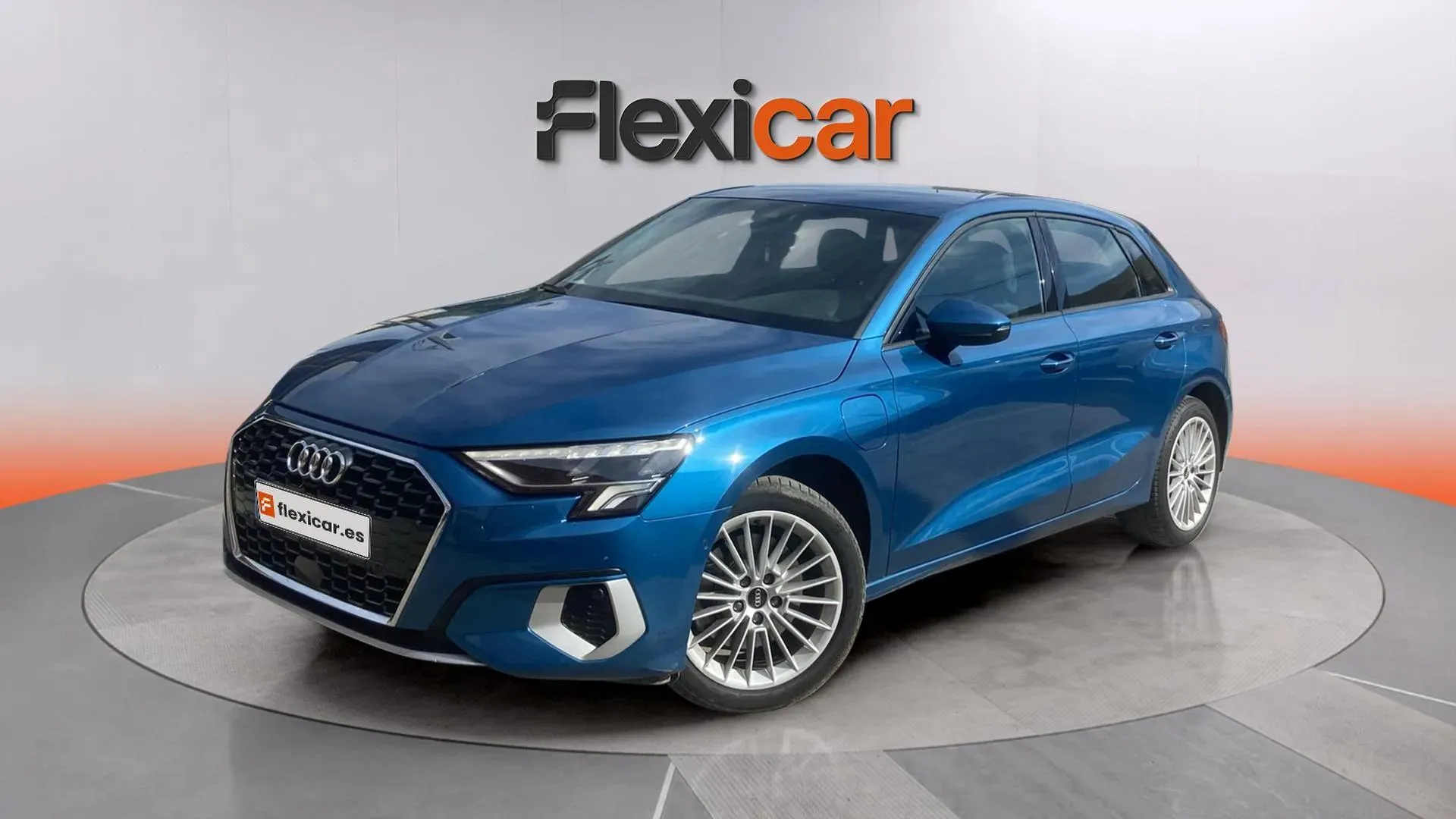 Audi A3 Sportback Design 40 e-tron S tron - foto 3