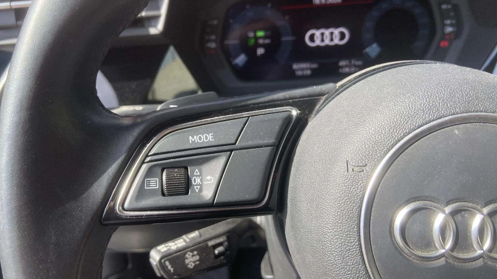 Audi A3 Sportback Design 40 e-tron S tron - foto 14