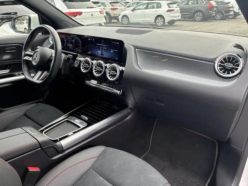 Mercedes-Benz GLA 250e 1.3 AMG Line - foto 22