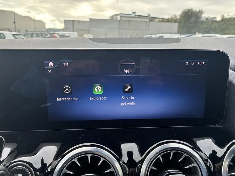 Mercedes-Benz GLA 250e 1.3 AMG Line - foto 32