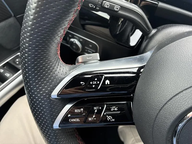 Mercedes-Benz GLA 250e 1.3 AMG Line - foto 39