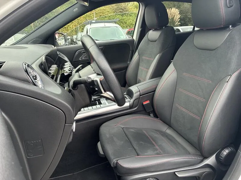 Mercedes-Benz GLA 250e 1.3 AMG Line - foto 19