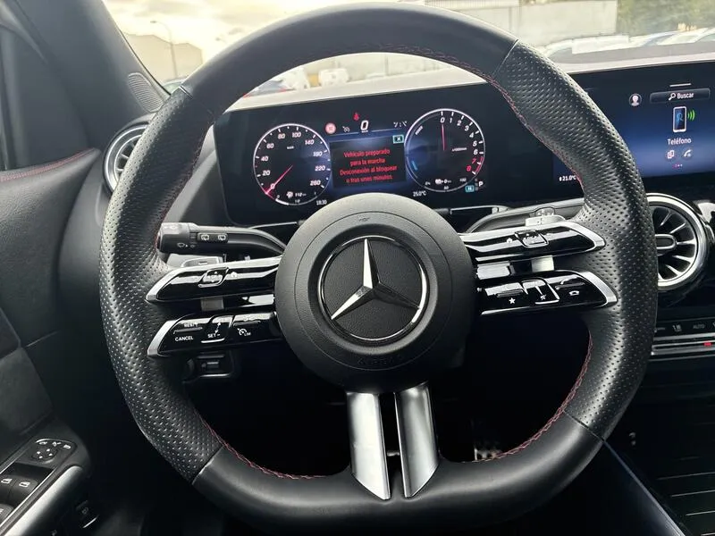 Mercedes-Benz GLA 250e 1.3 AMG Line - foto 29