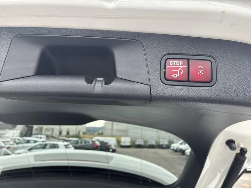 Mercedes-Benz GLA 250e 1.3 AMG Line - foto 15