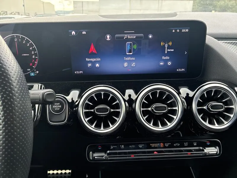 Mercedes-Benz GLA 250e 1.3 AMG Line - foto 28