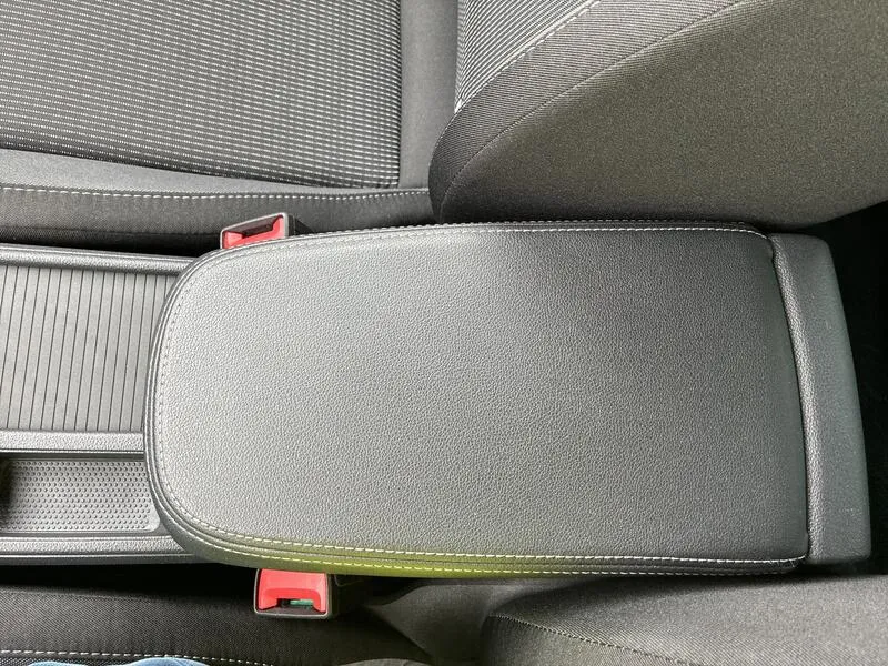 Škoda Octavia 2.0 TDI Ambition - foto 39