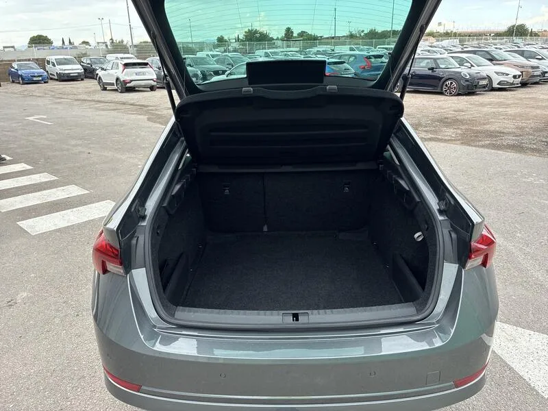 Škoda Octavia 2.0 TDI Ambition - foto 18