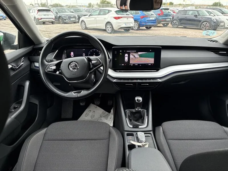 Škoda Octavia 2.0 TDI Ambition - foto 23