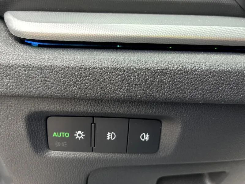 Škoda Octavia 2.0 TDI Ambition - foto 26