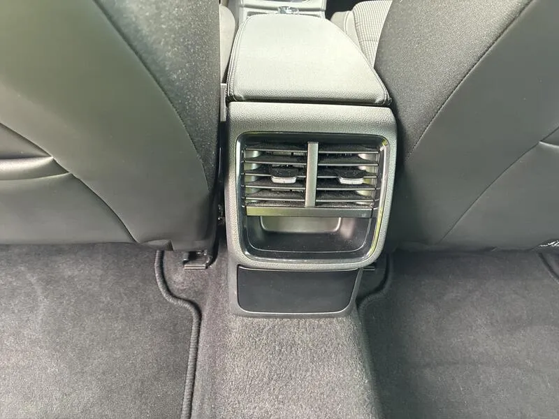 Škoda Octavia 2.0 TDI Ambition - foto 22